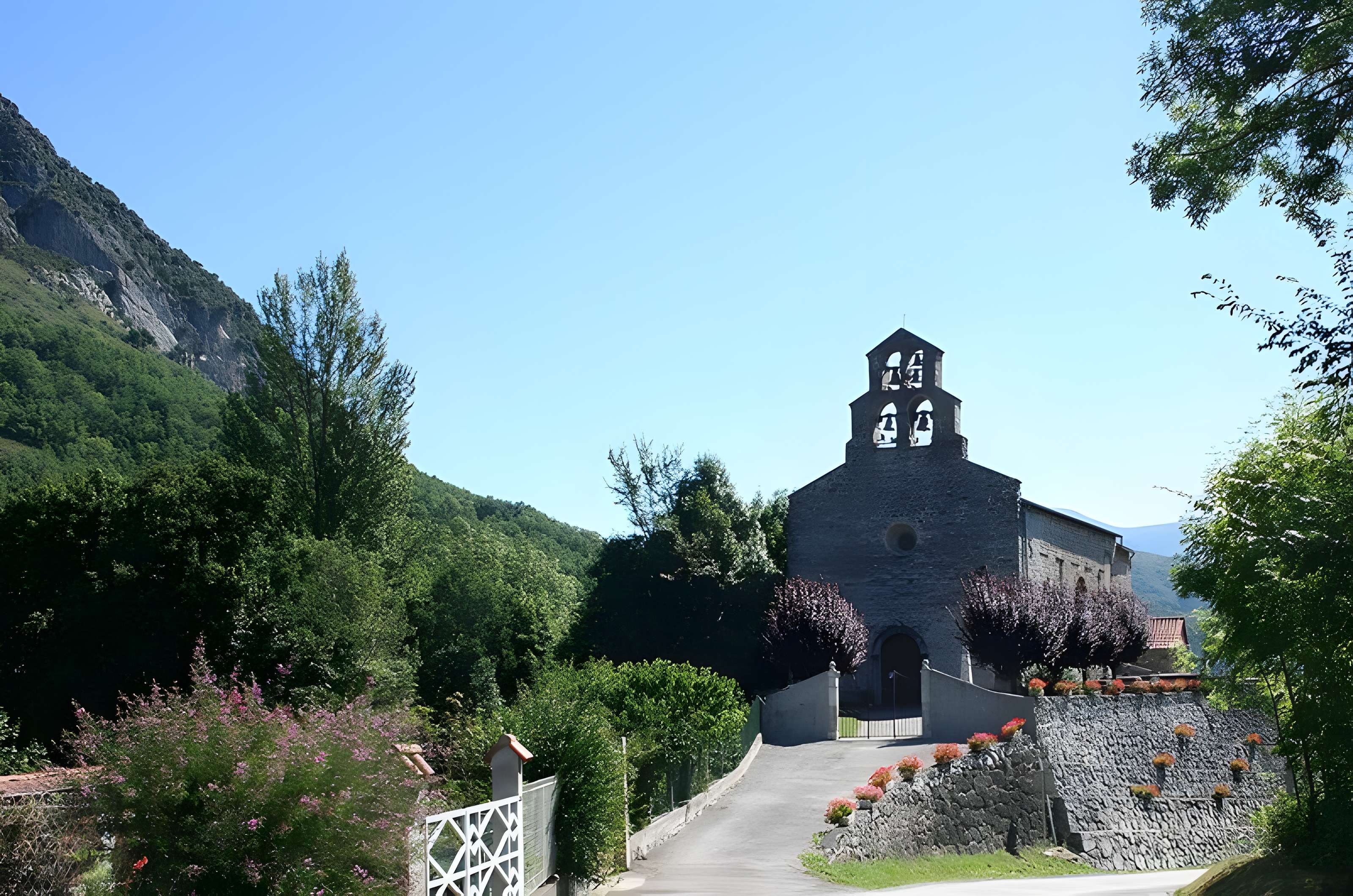 Église Saint-Nicolas de Surba 