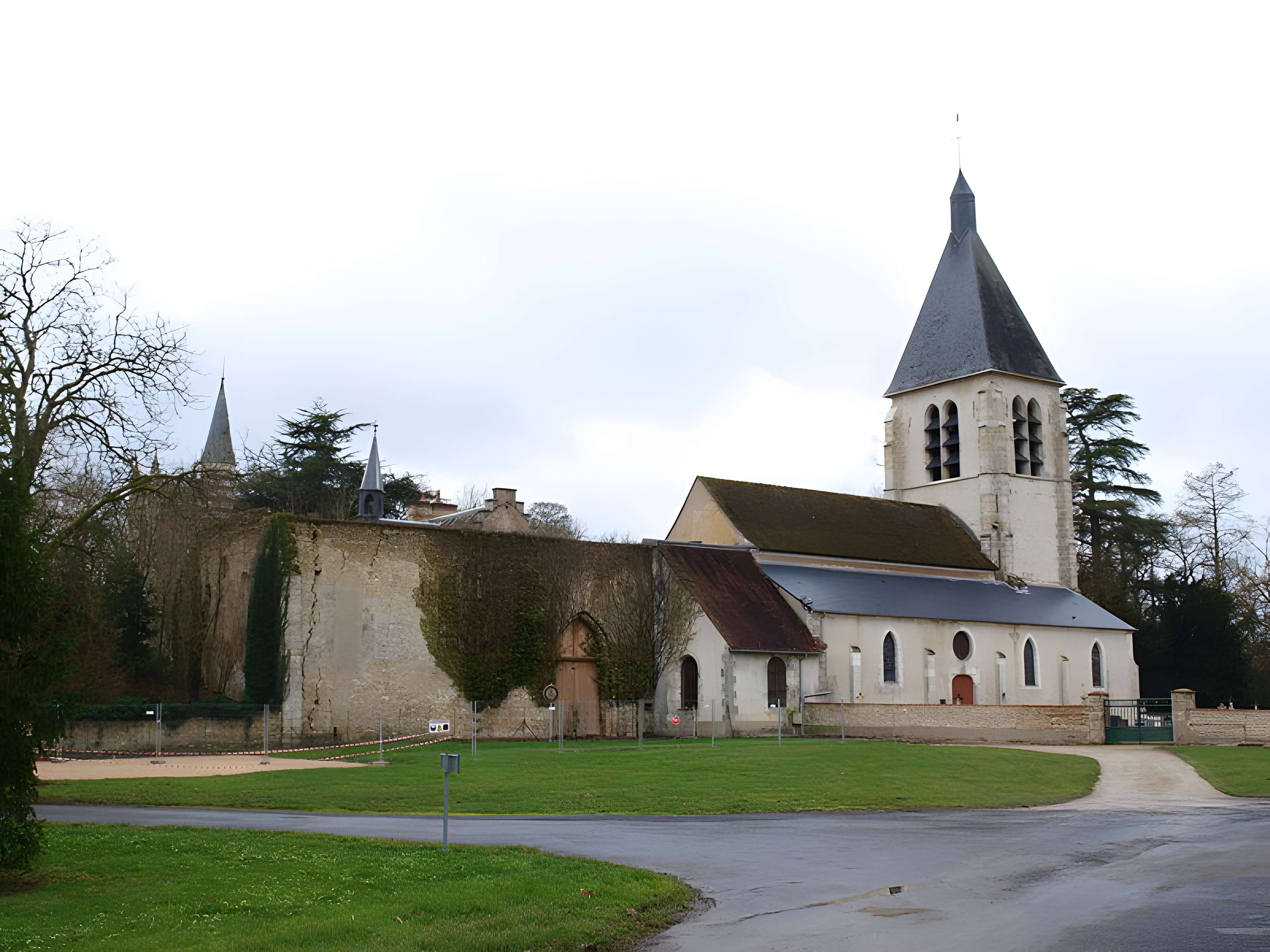 Église Saint-Nicolas de Villemoutiers