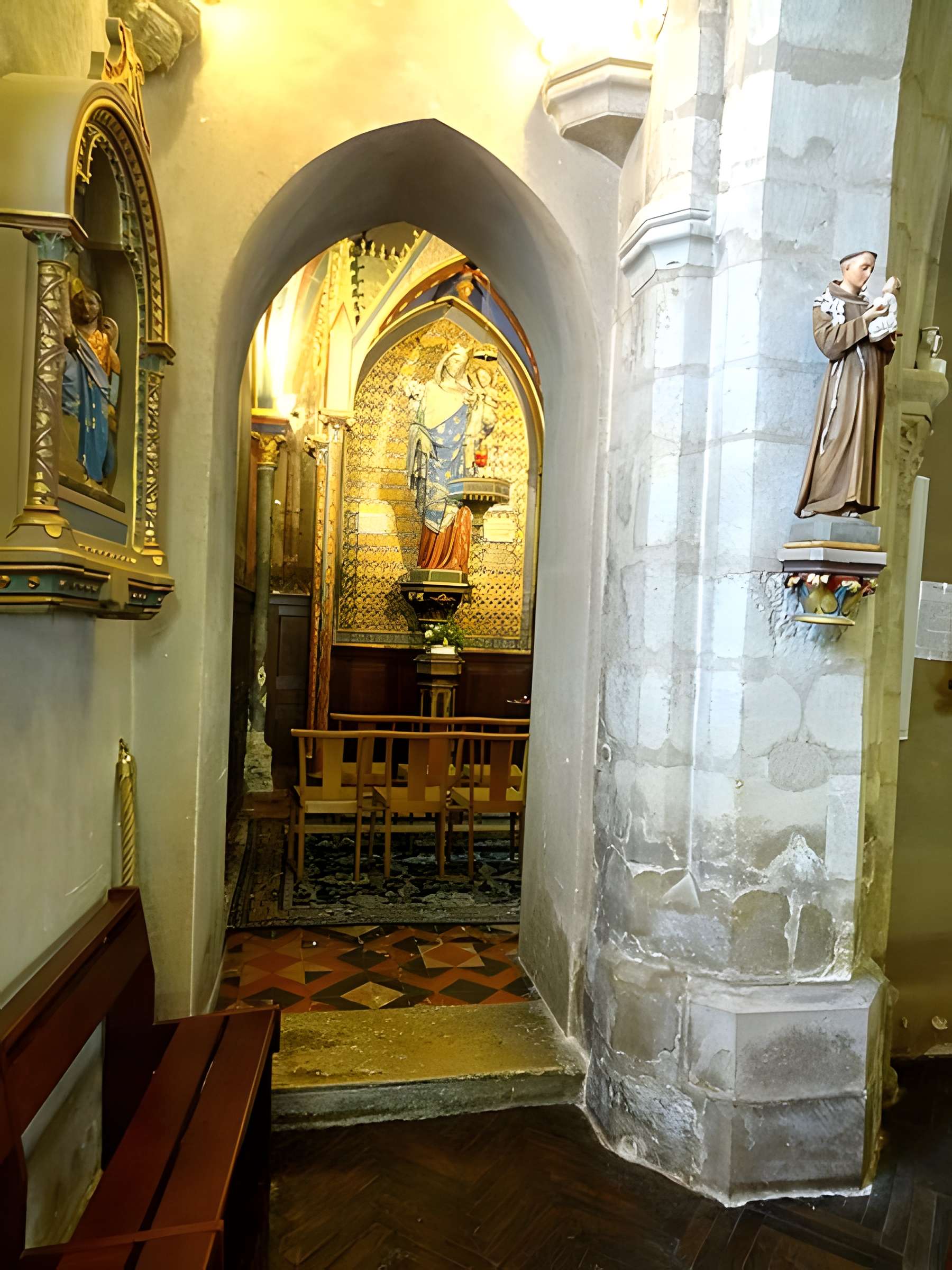 Église Saint-Nom de Saint-Nom-la-Bretèche