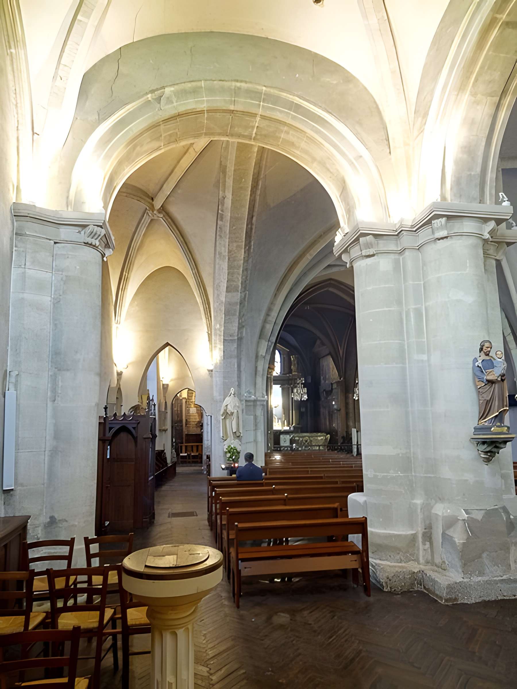 Église Saint-Nom de Saint-Nom-la-Bretèche