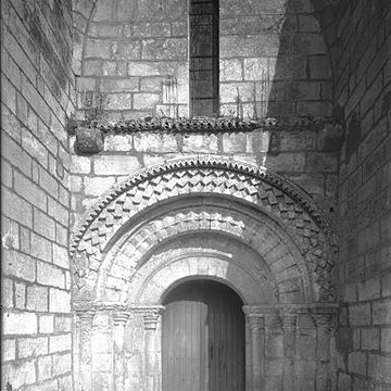 Église Saint-Orient de Sireuil