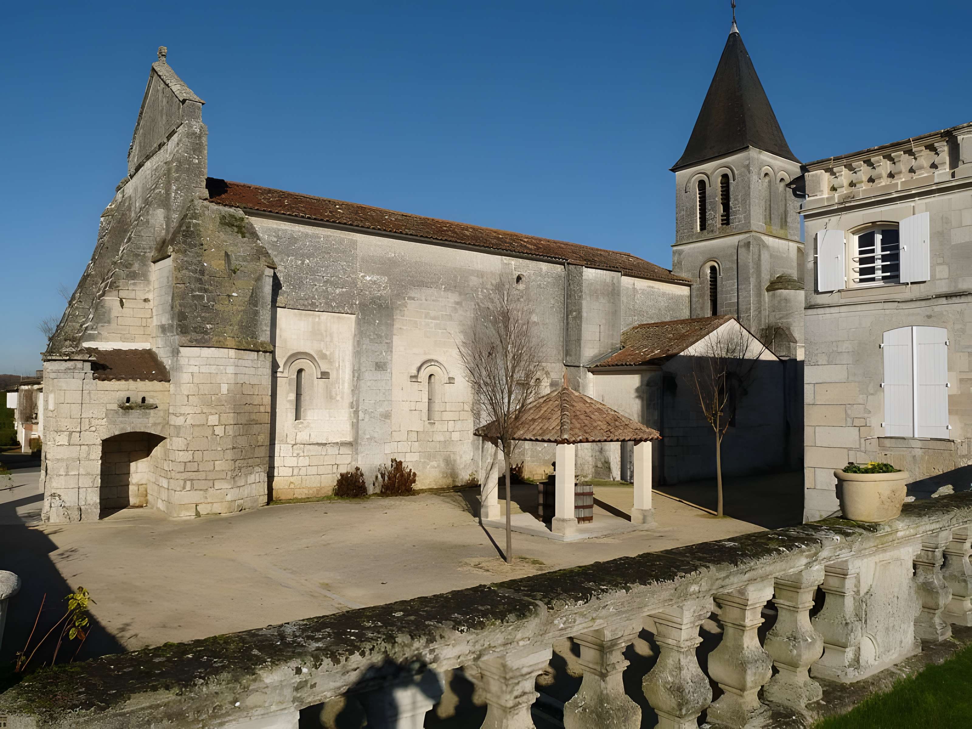 Église Saint-Orient de Sireuil 
