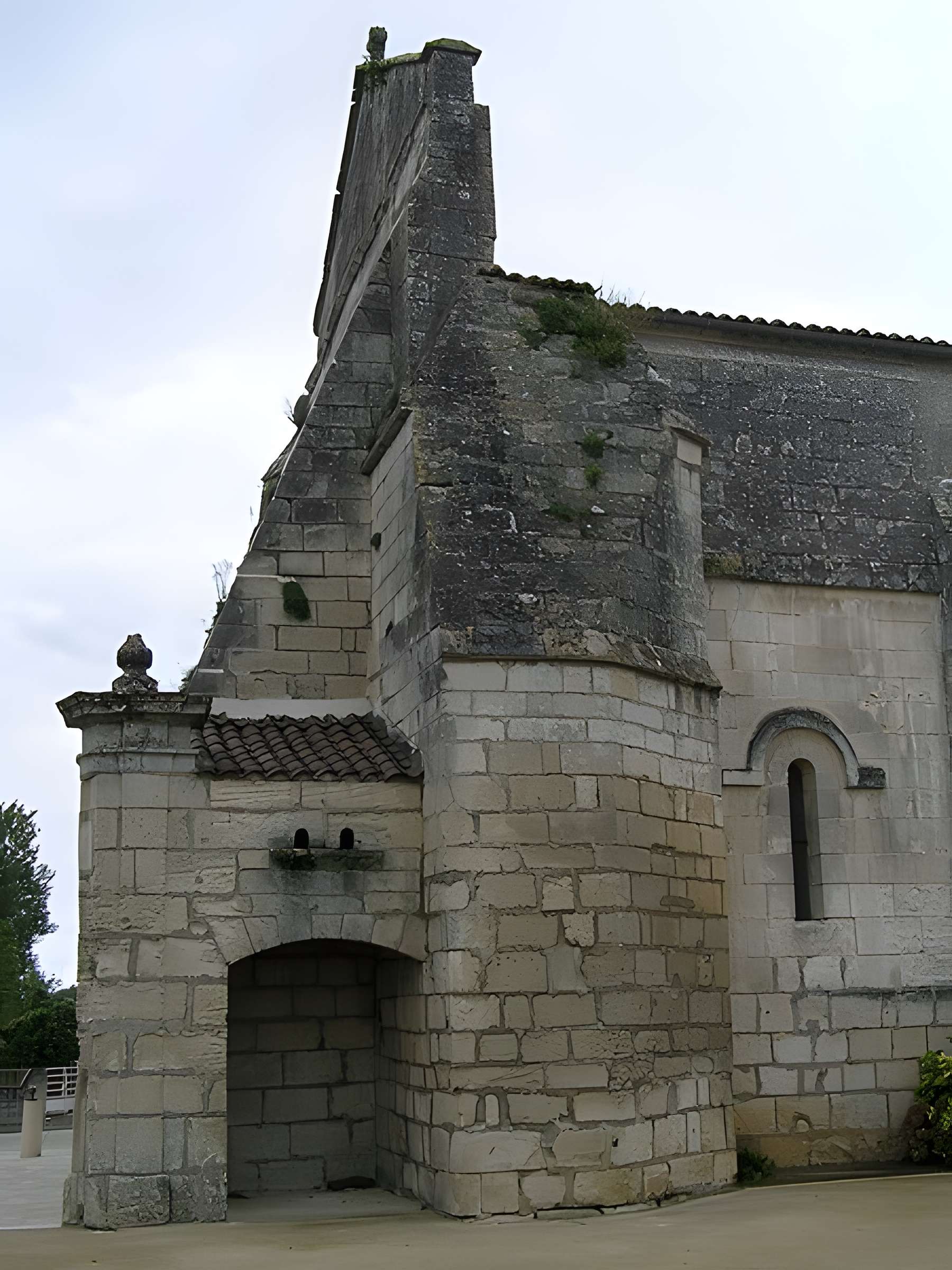 Église Saint-Orient de Sireuil