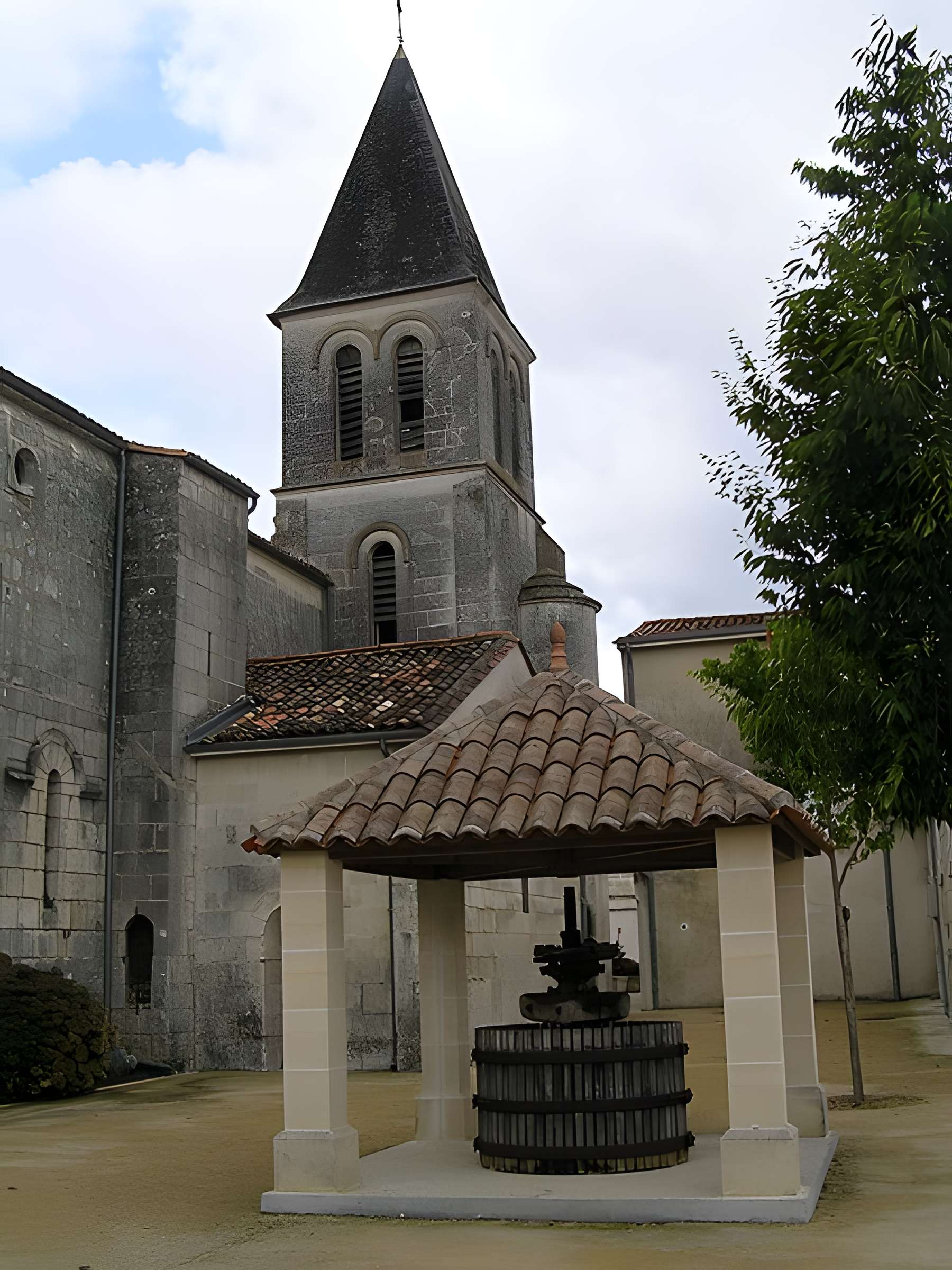 Église Saint-Orient de Sireuil