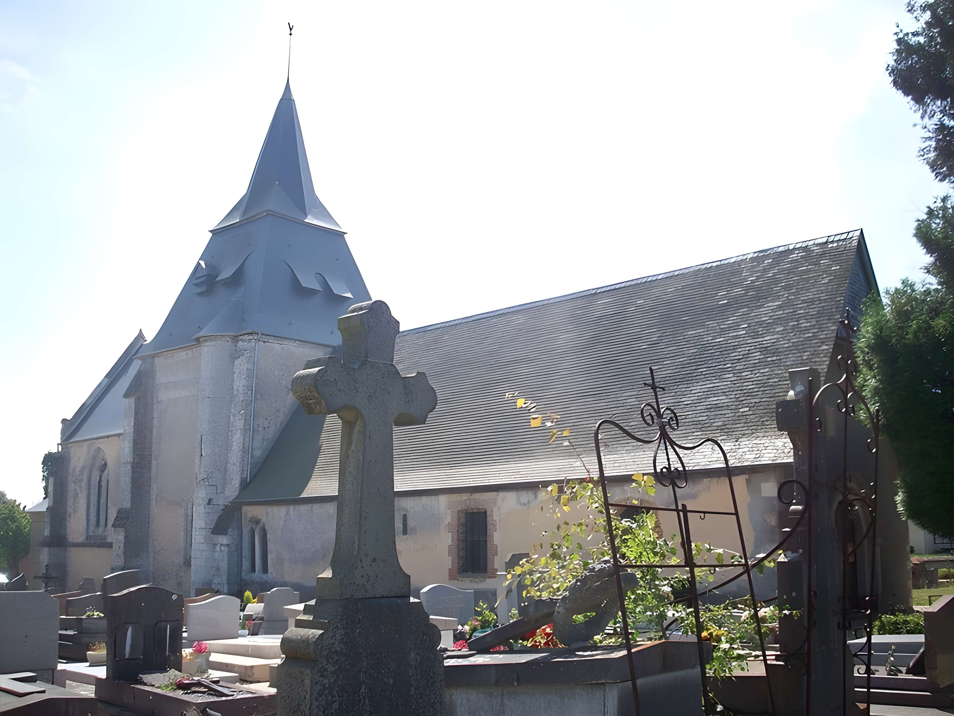 Église Saint-Ouen de Bouquelon 