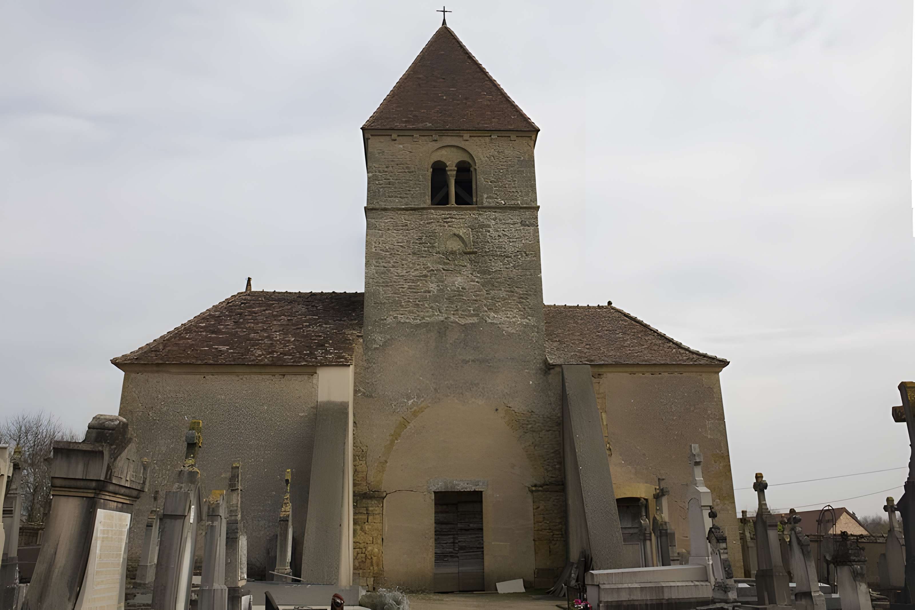 Église Saint-Oyen de Saint-Yan 