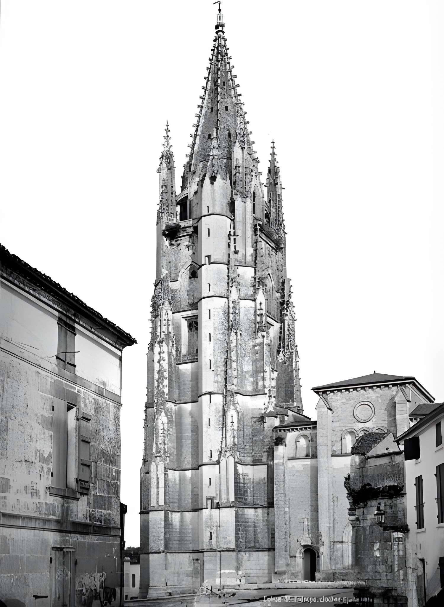 Basilique Saint-Eutrope de Saintes
