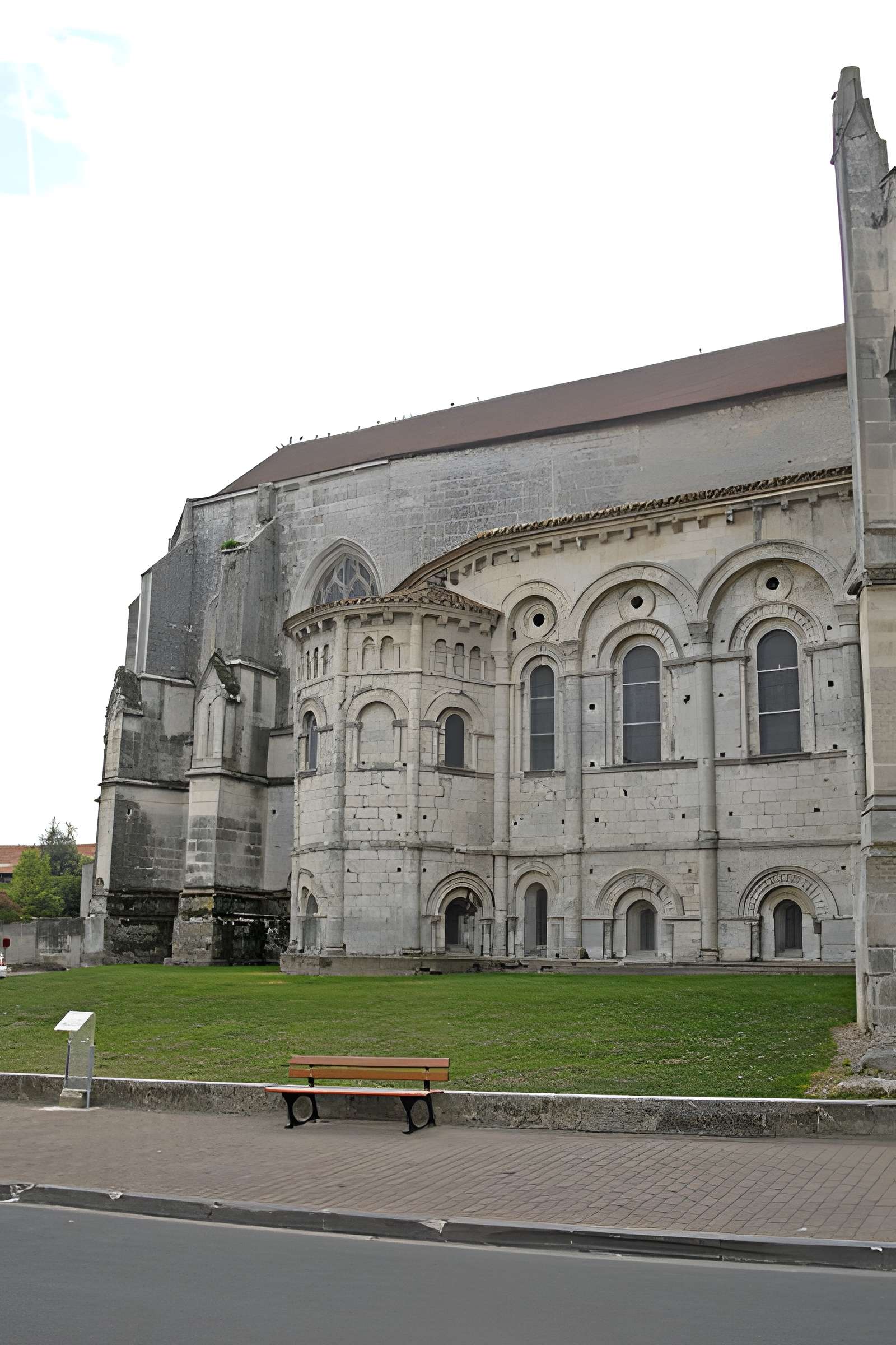 Basilique Saint-Eutrope de Saintes