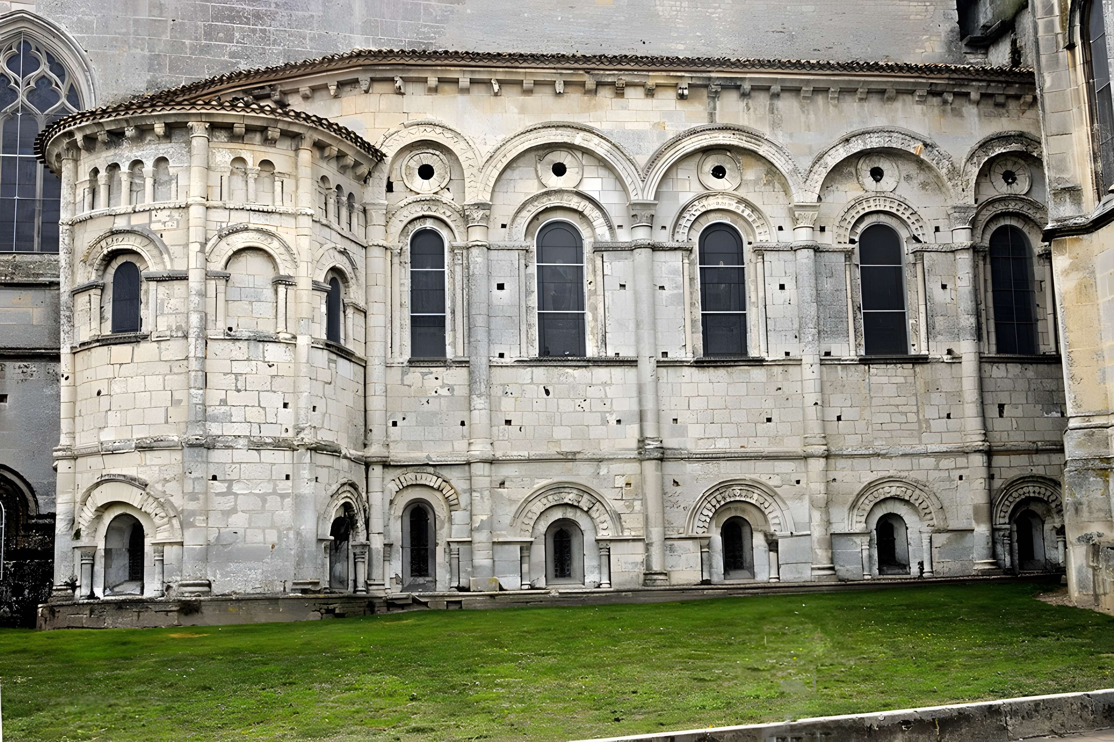 Basilique Saint-Eutrope de Saintes