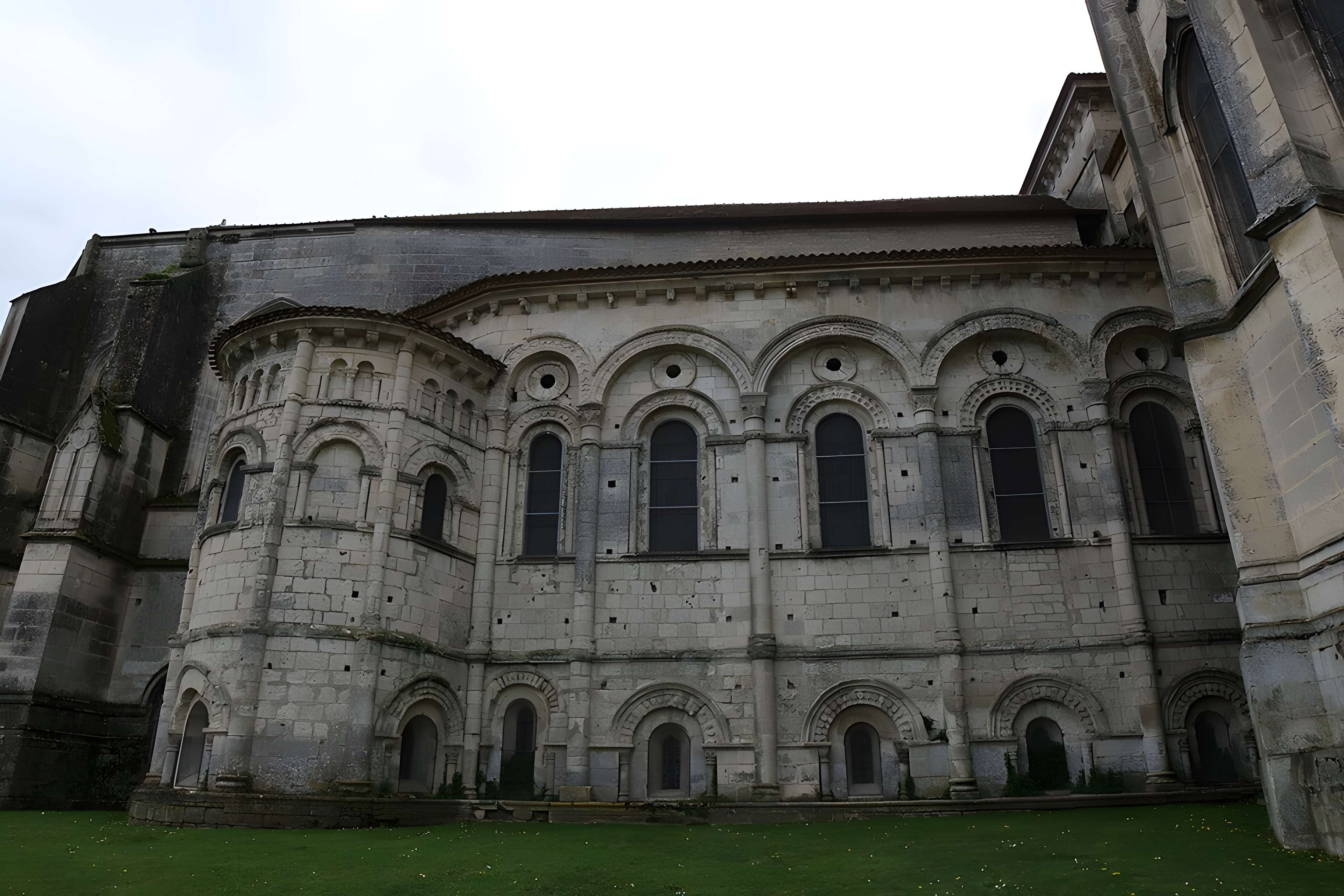 Basilique Saint-Eutrope de Saintes