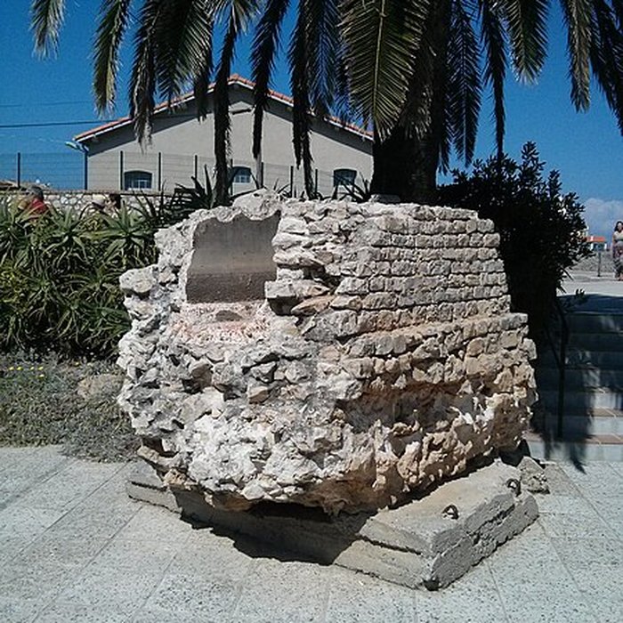 Photo de Remparts et demi-bastion 17 dit Fort Saint-André