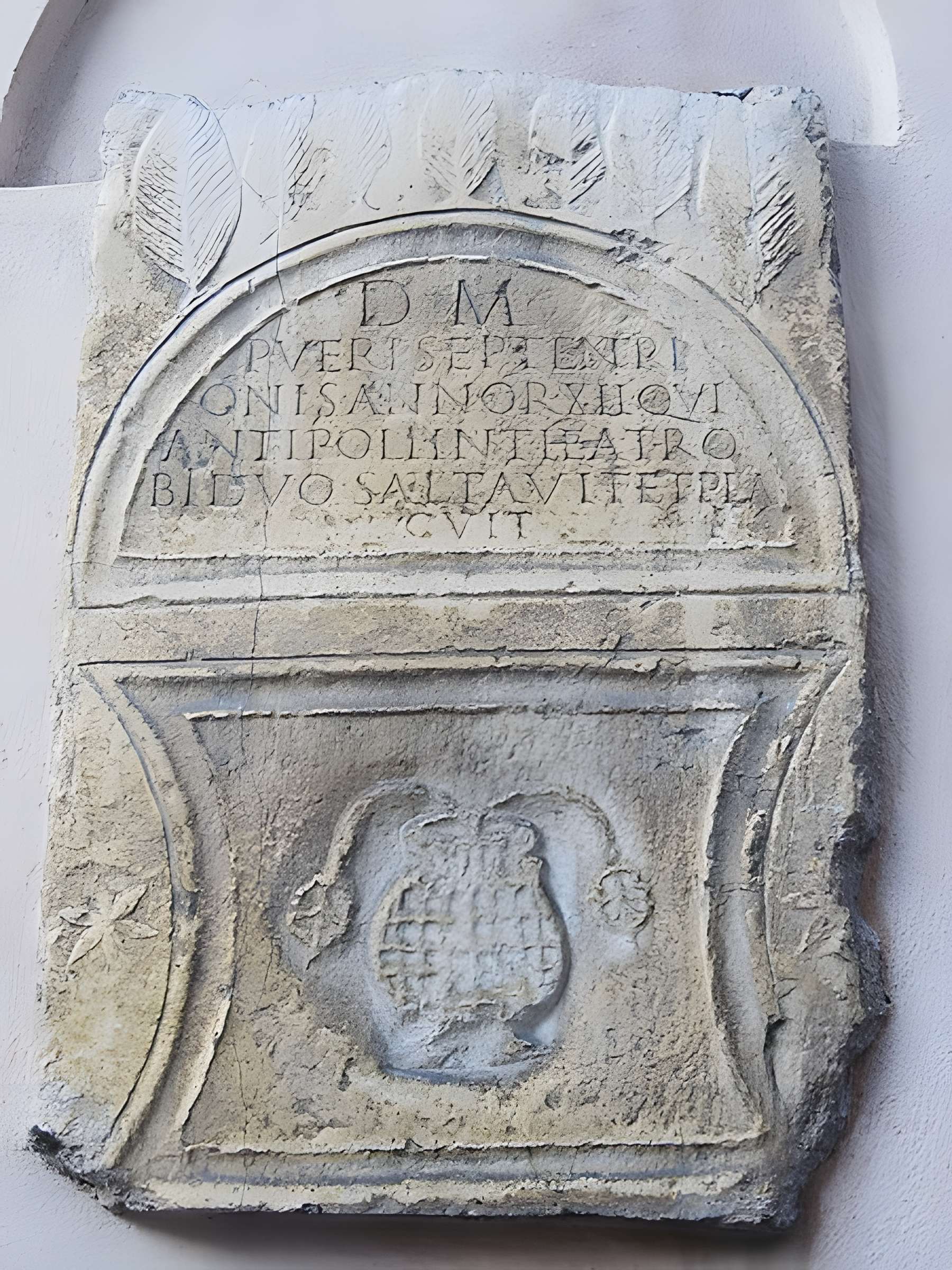 Remparts et demi-bastion 17 dit Fort Saint-André