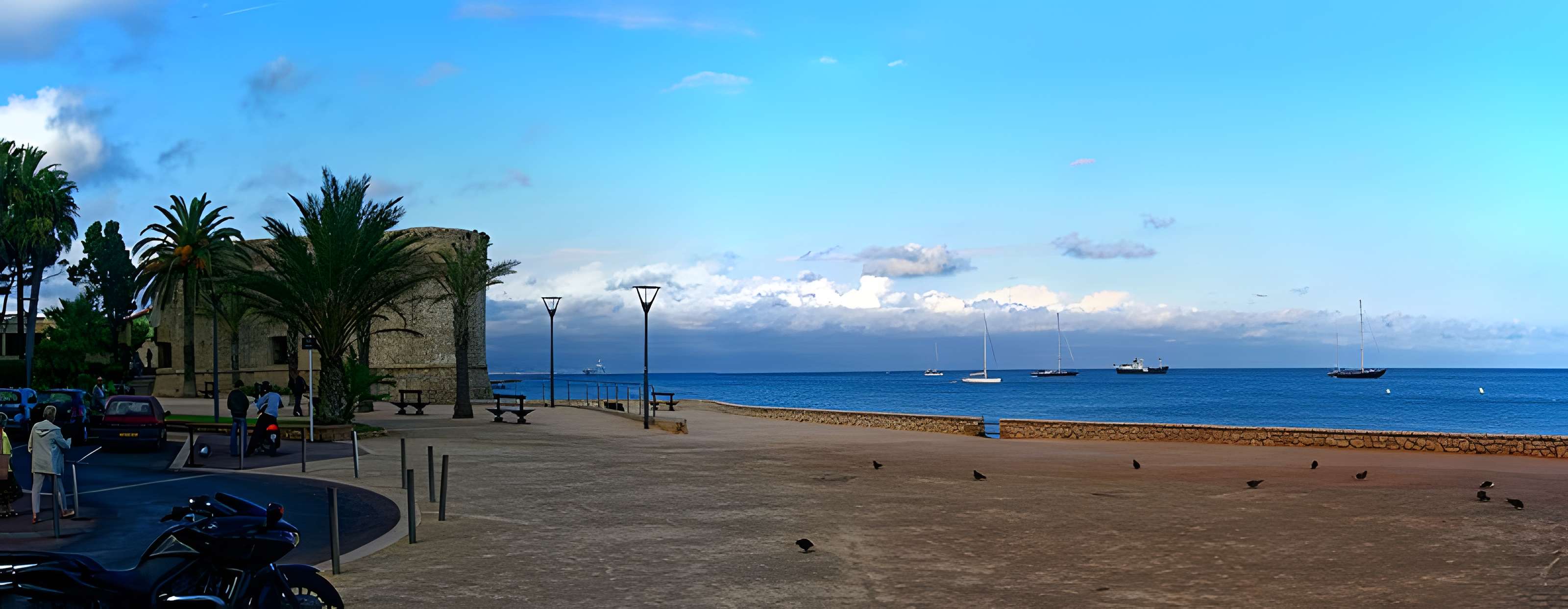 Remparts et demi-bastion 17 dit Fort Saint-André