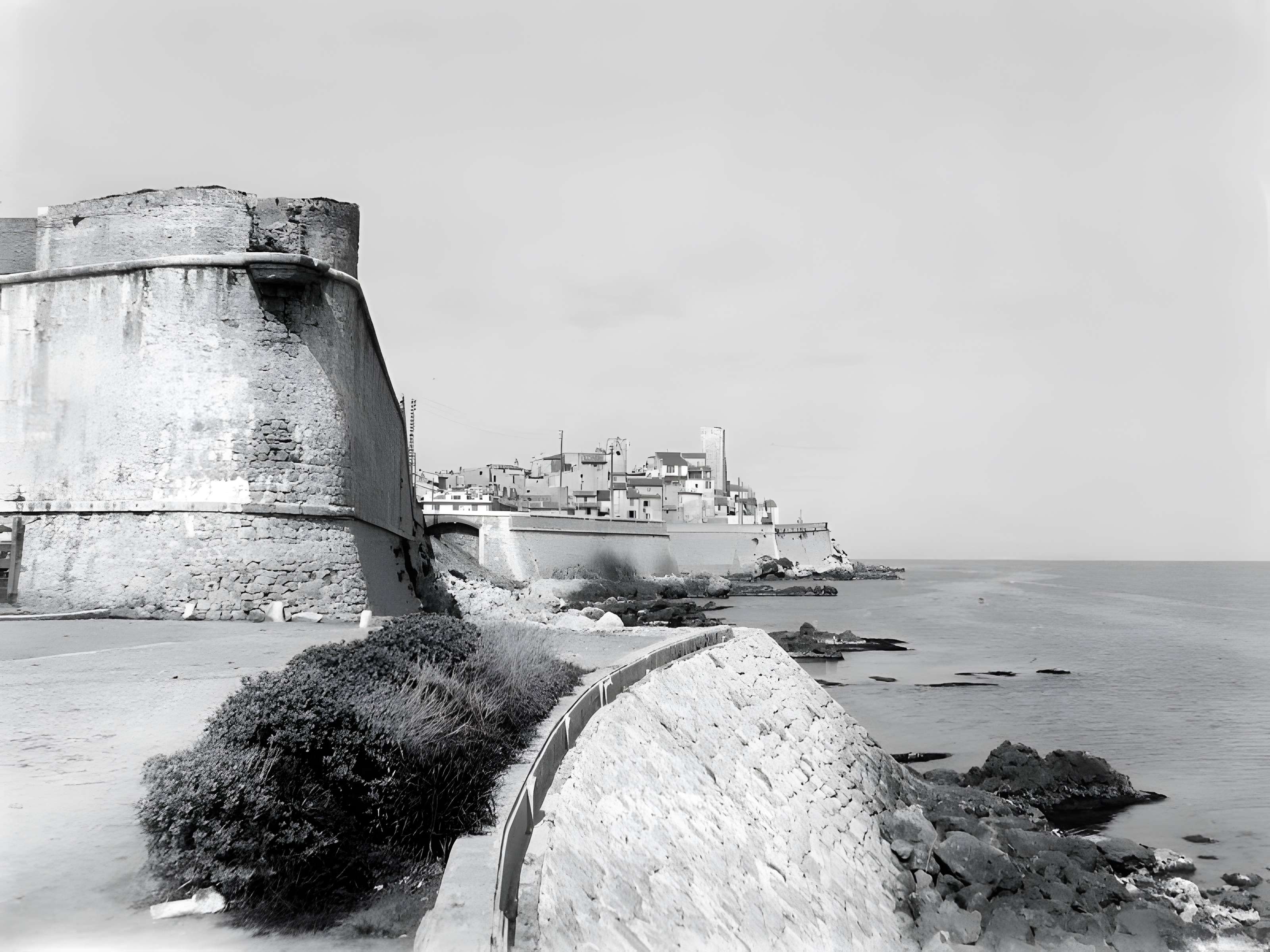 Remparts et demi-bastion 17 dit Fort Saint-André