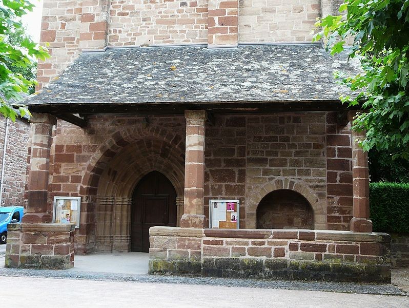 Photo de Église Saint-Pantaléon de Saint-Pantaléon-de-Larche