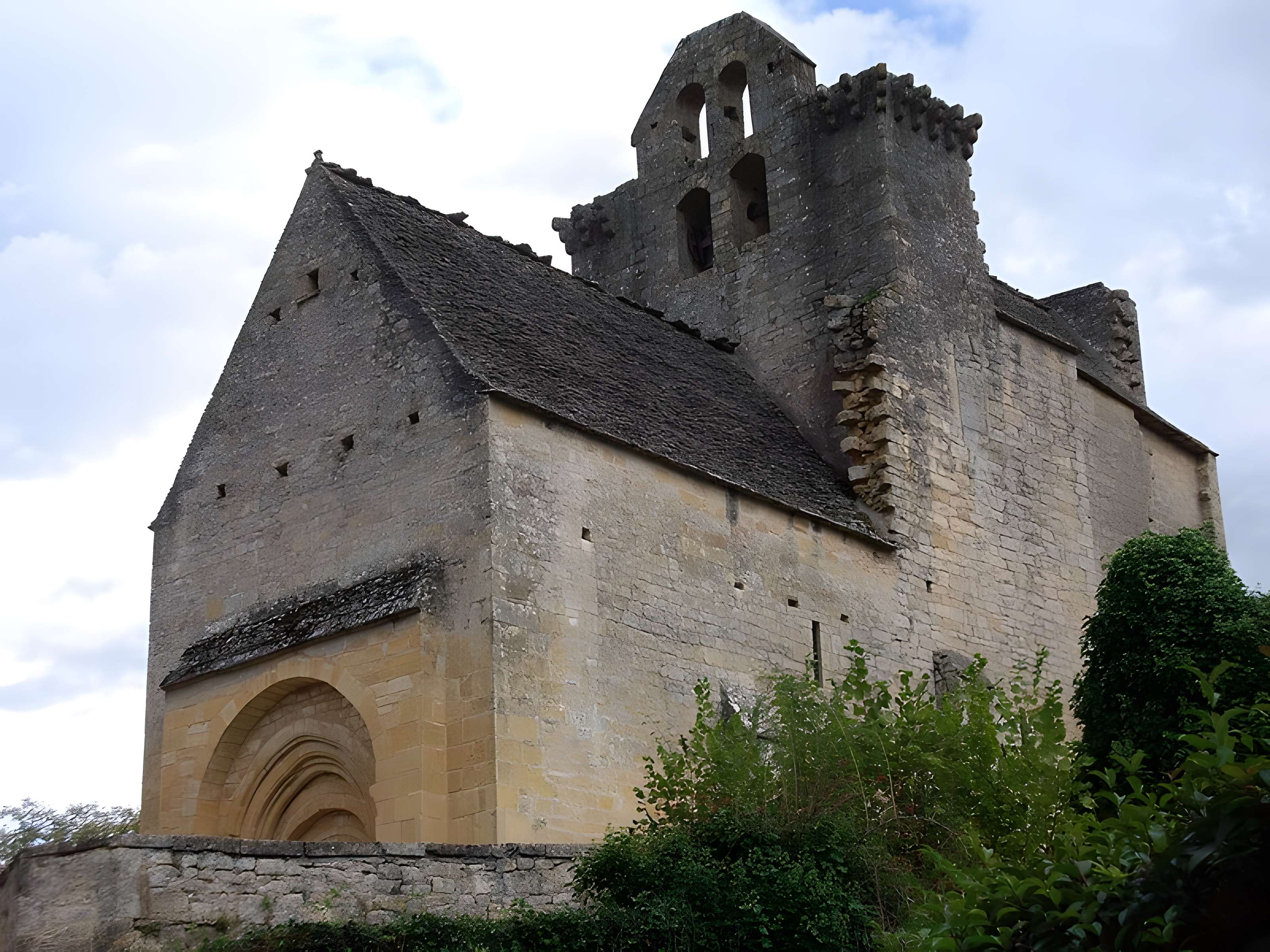 Église Saint-Pantaléon de Sergeac