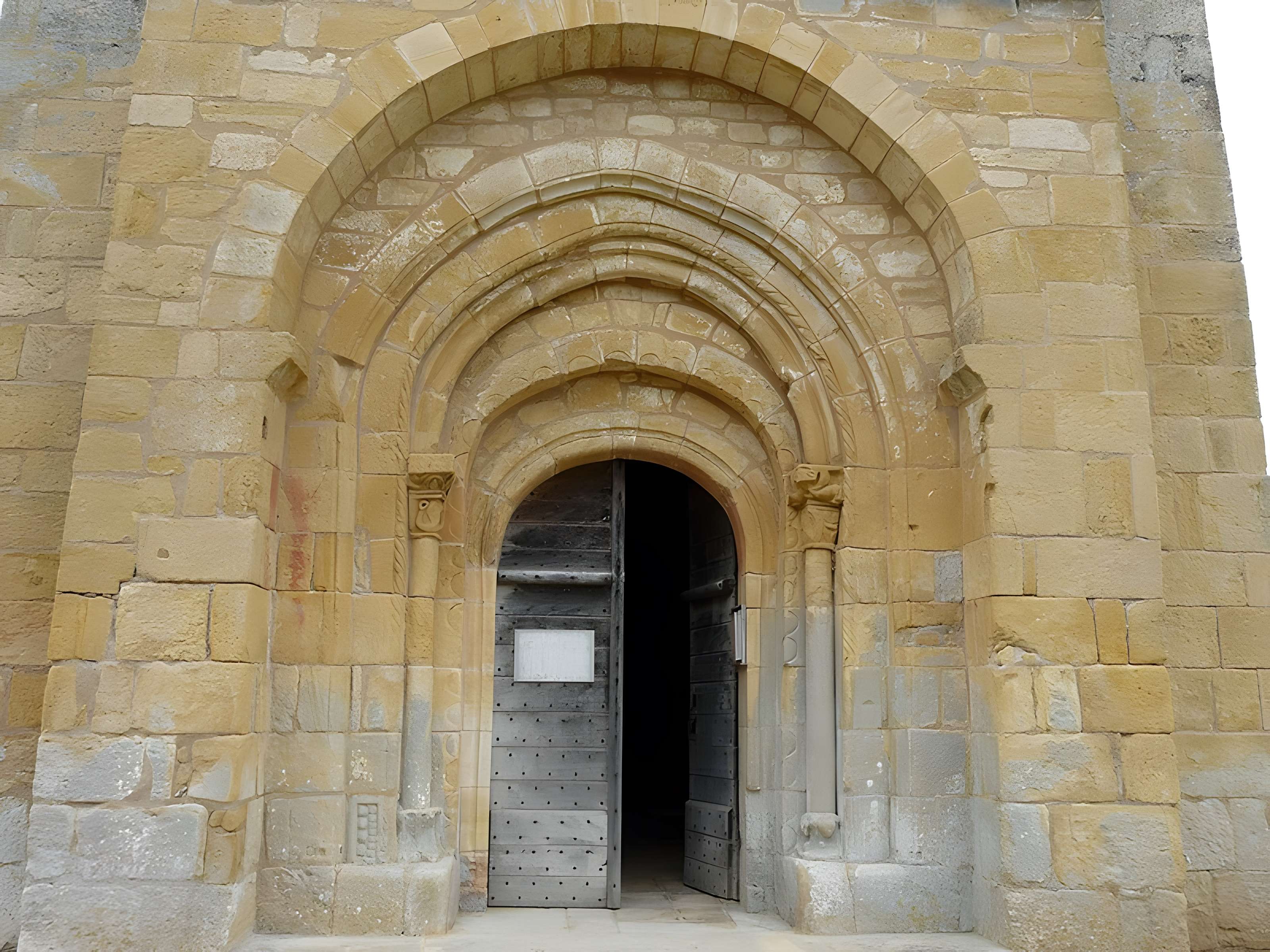 Église Saint-Pantaléon de Sergeac