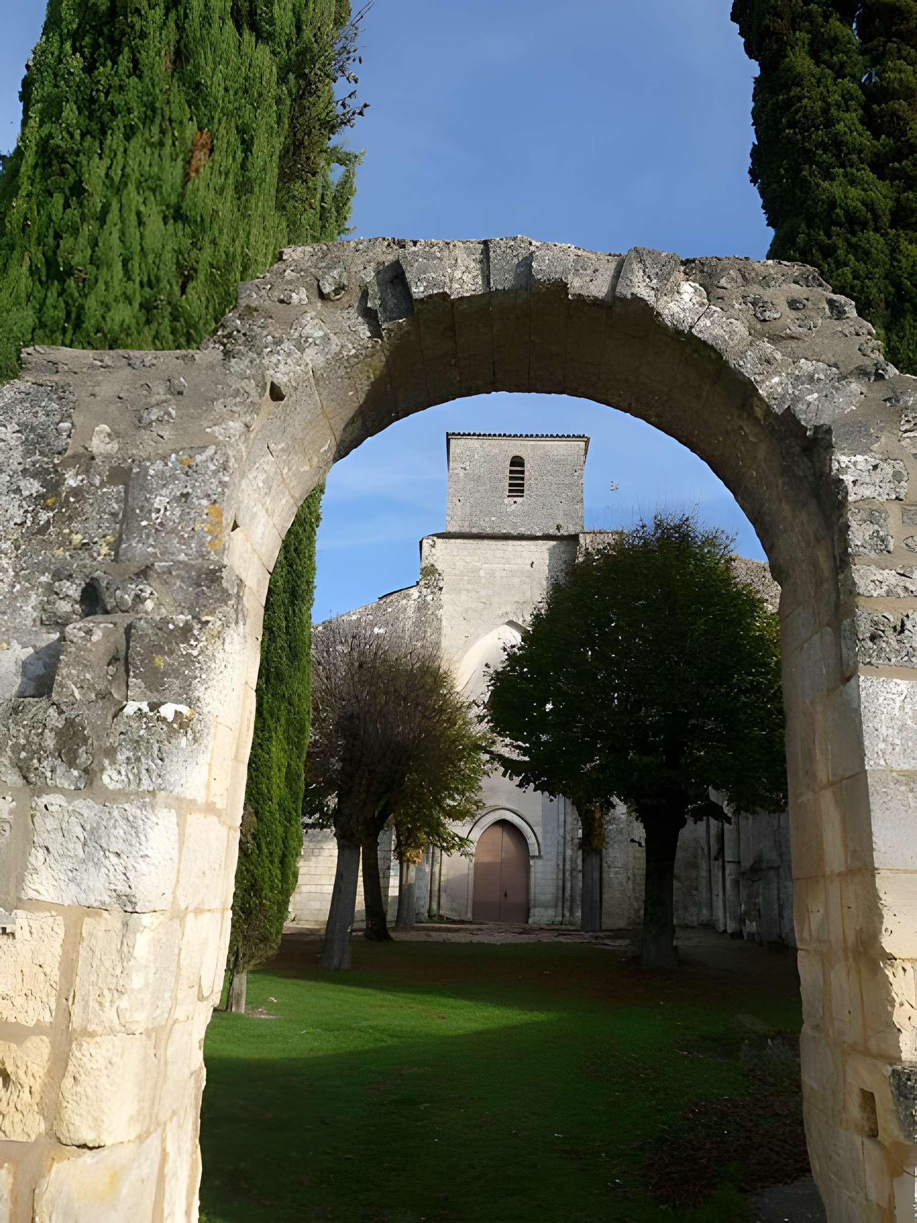 Église Saint-Paul de Bouteville