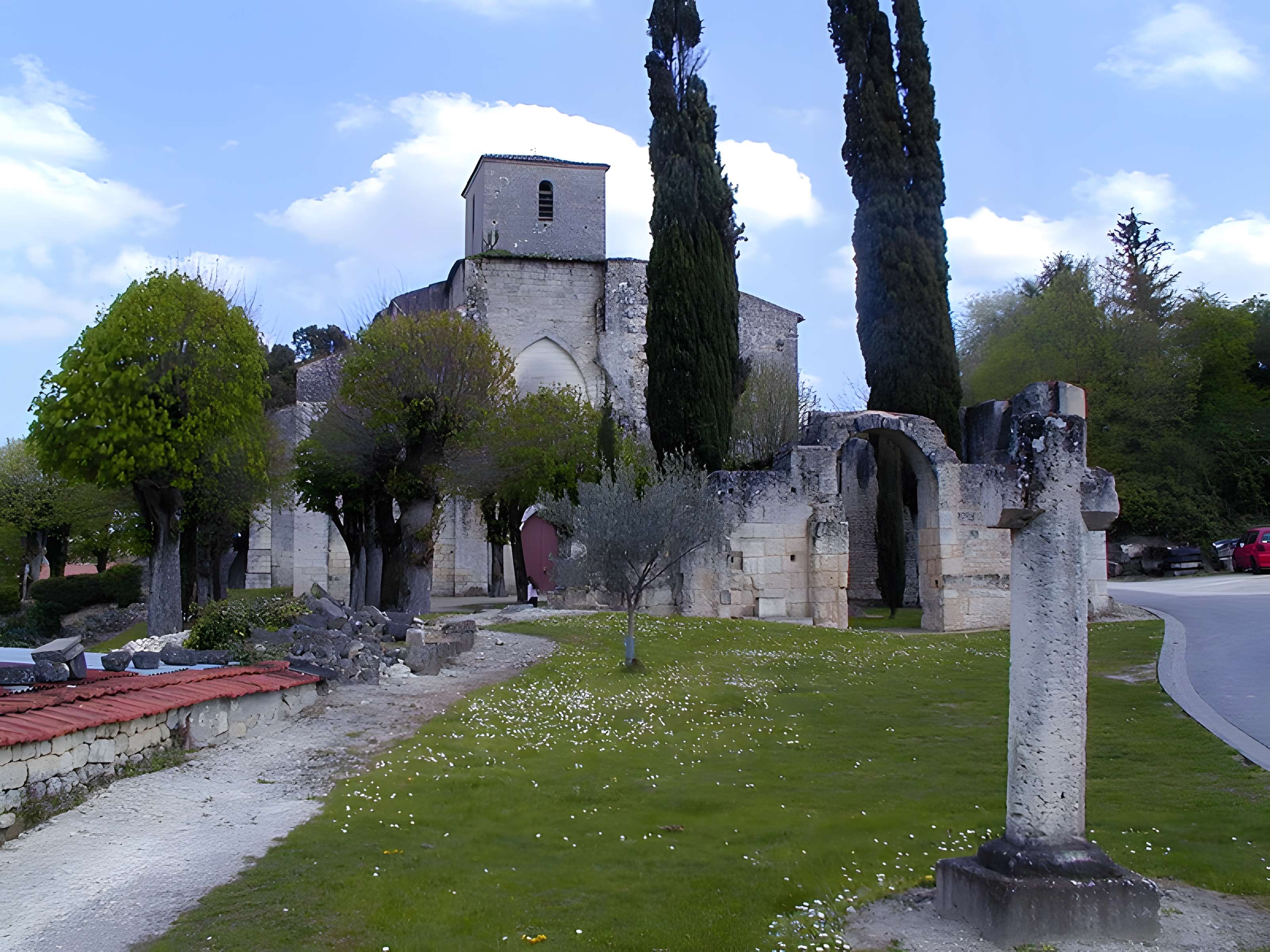 Église Saint-Paul de Bouteville