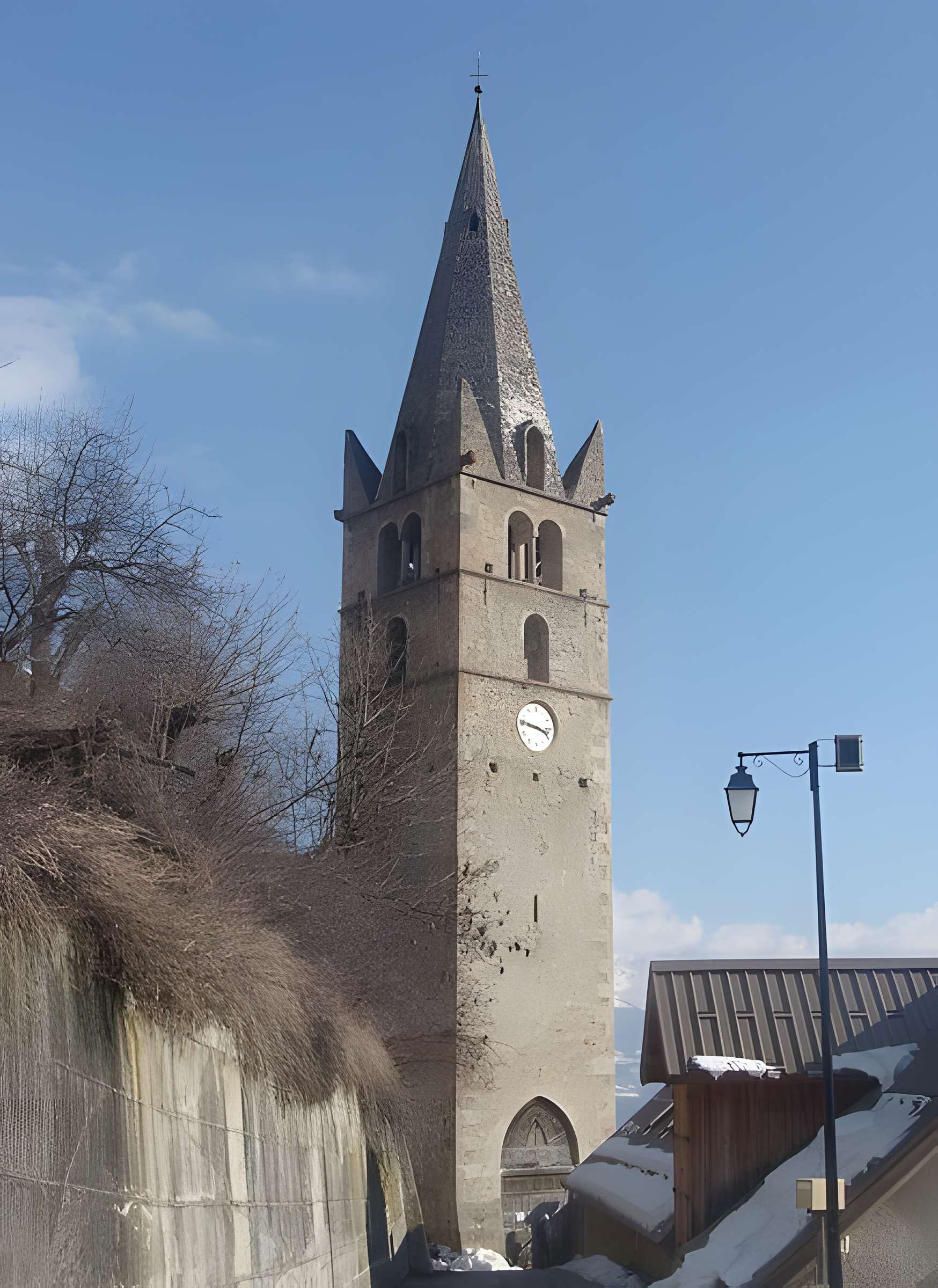 Église Saint-Pélade de Réallon 