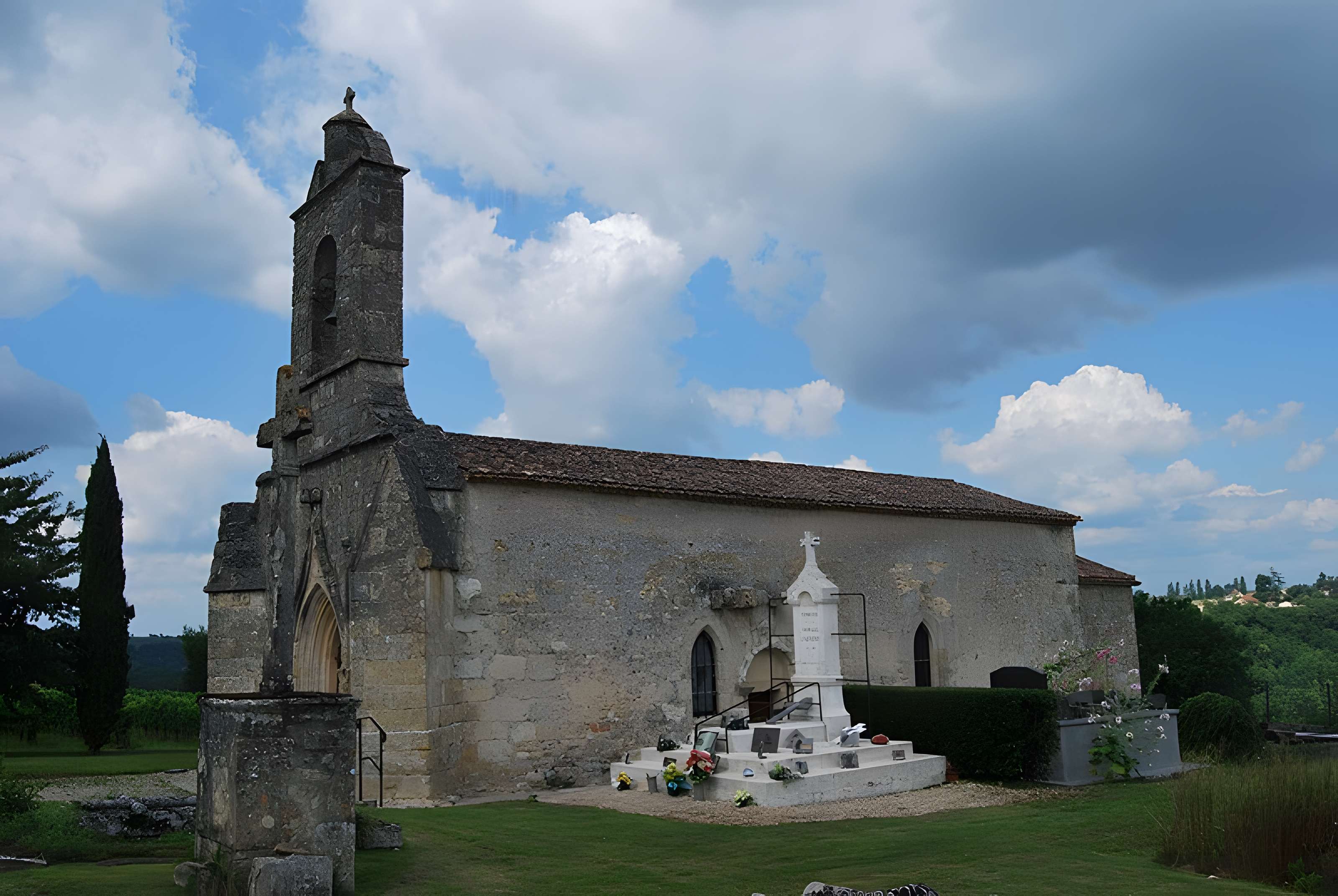 Église Saint-Philippe de Coubeyrac