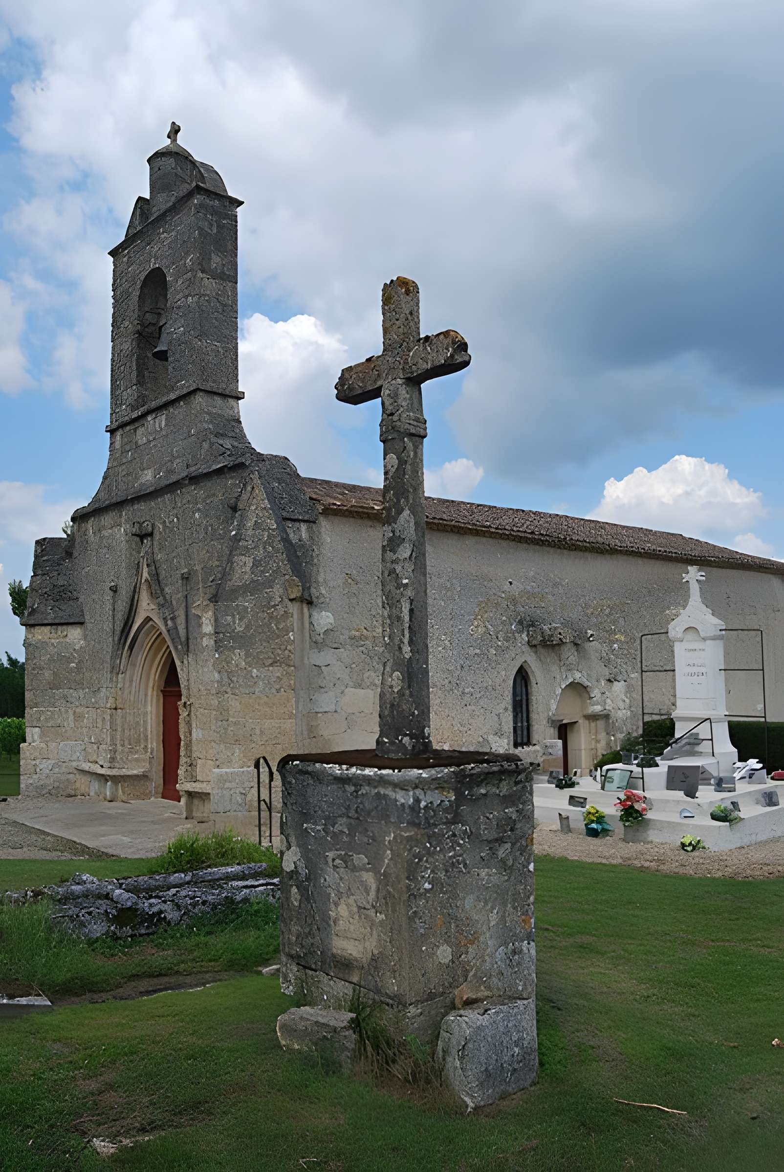 Église Saint-Philippe de Coubeyrac