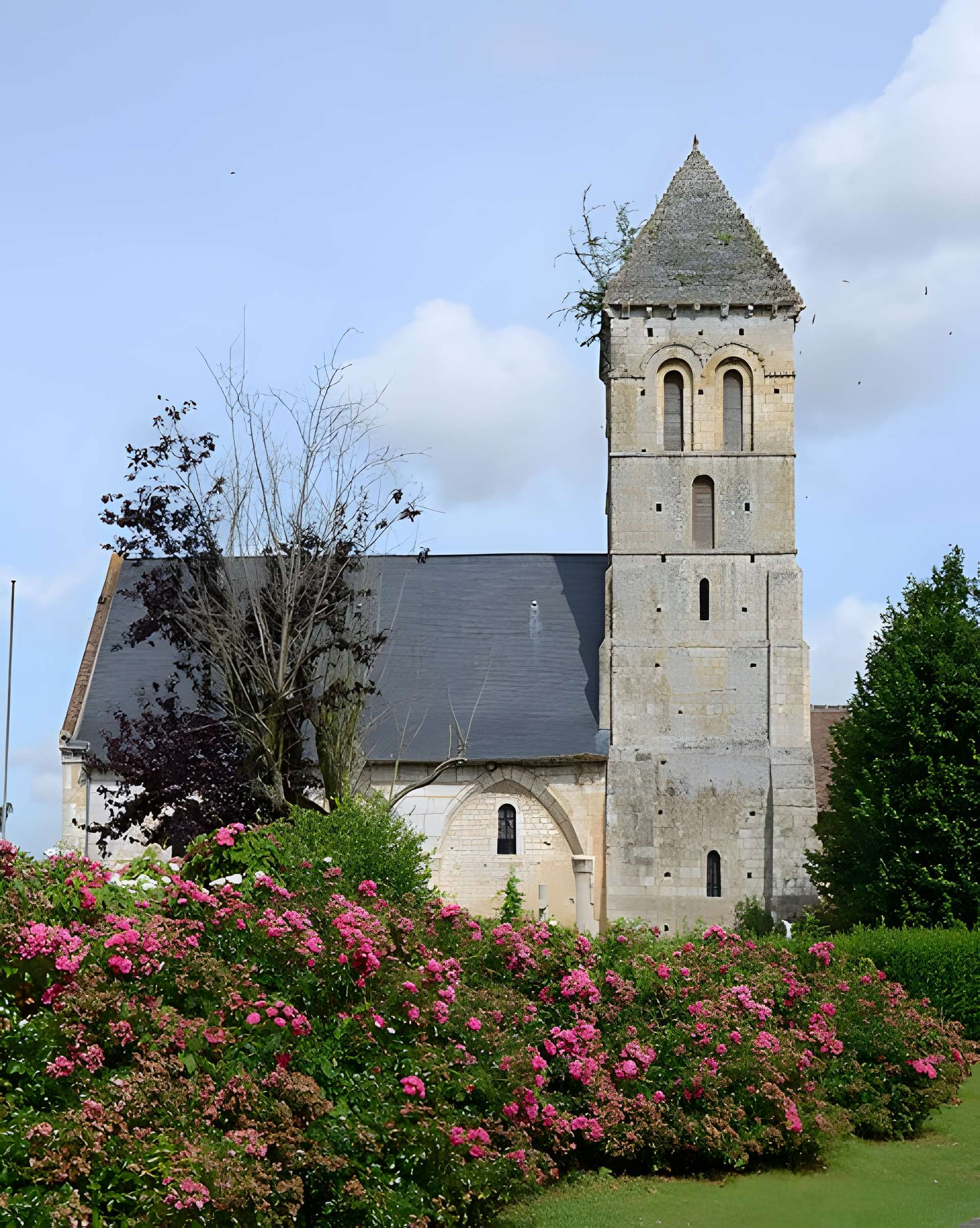Église Saint-Pierre d'Aizier 