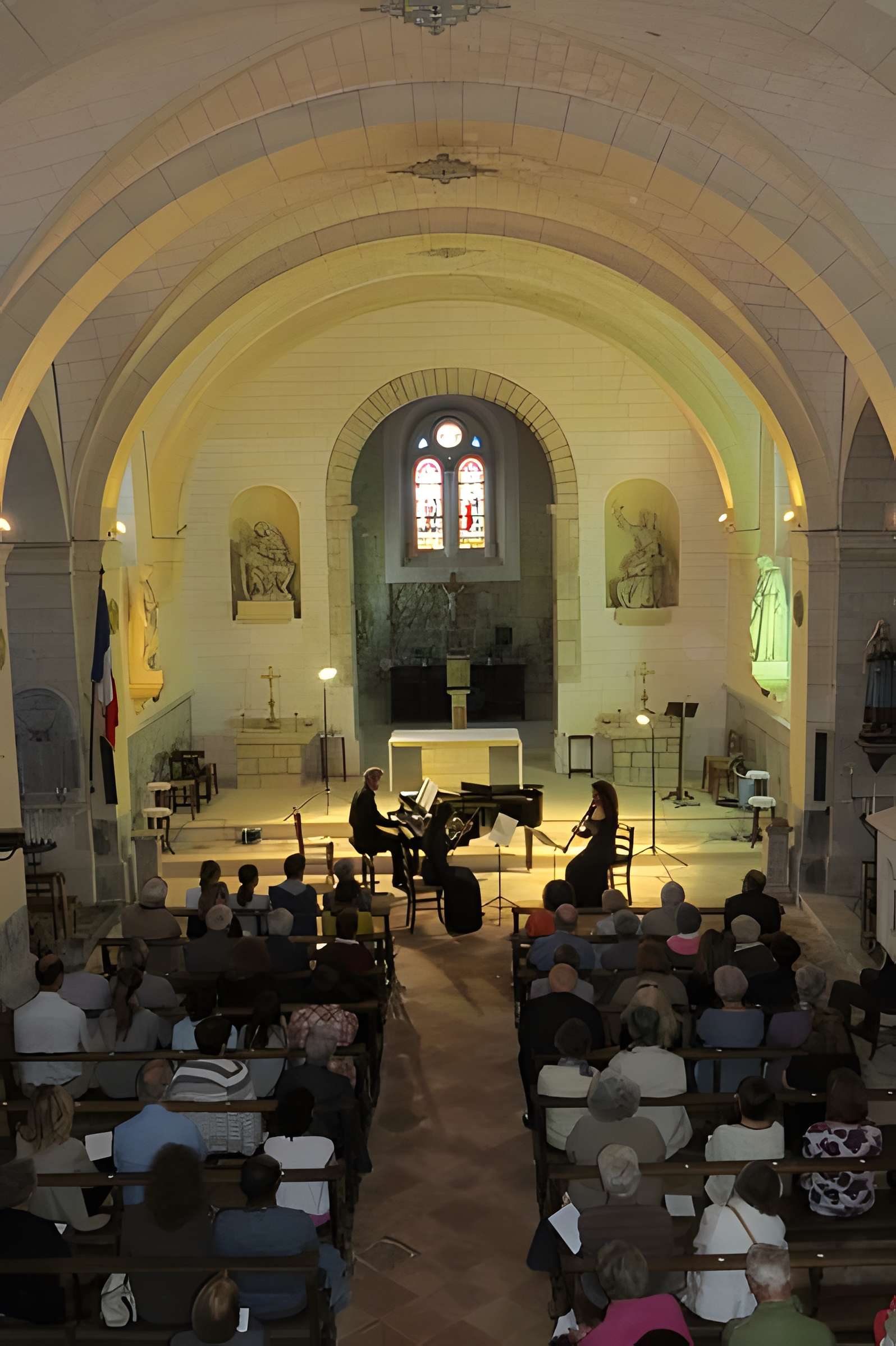 Église Saint-Pierre d'Alzonne de Montferrand