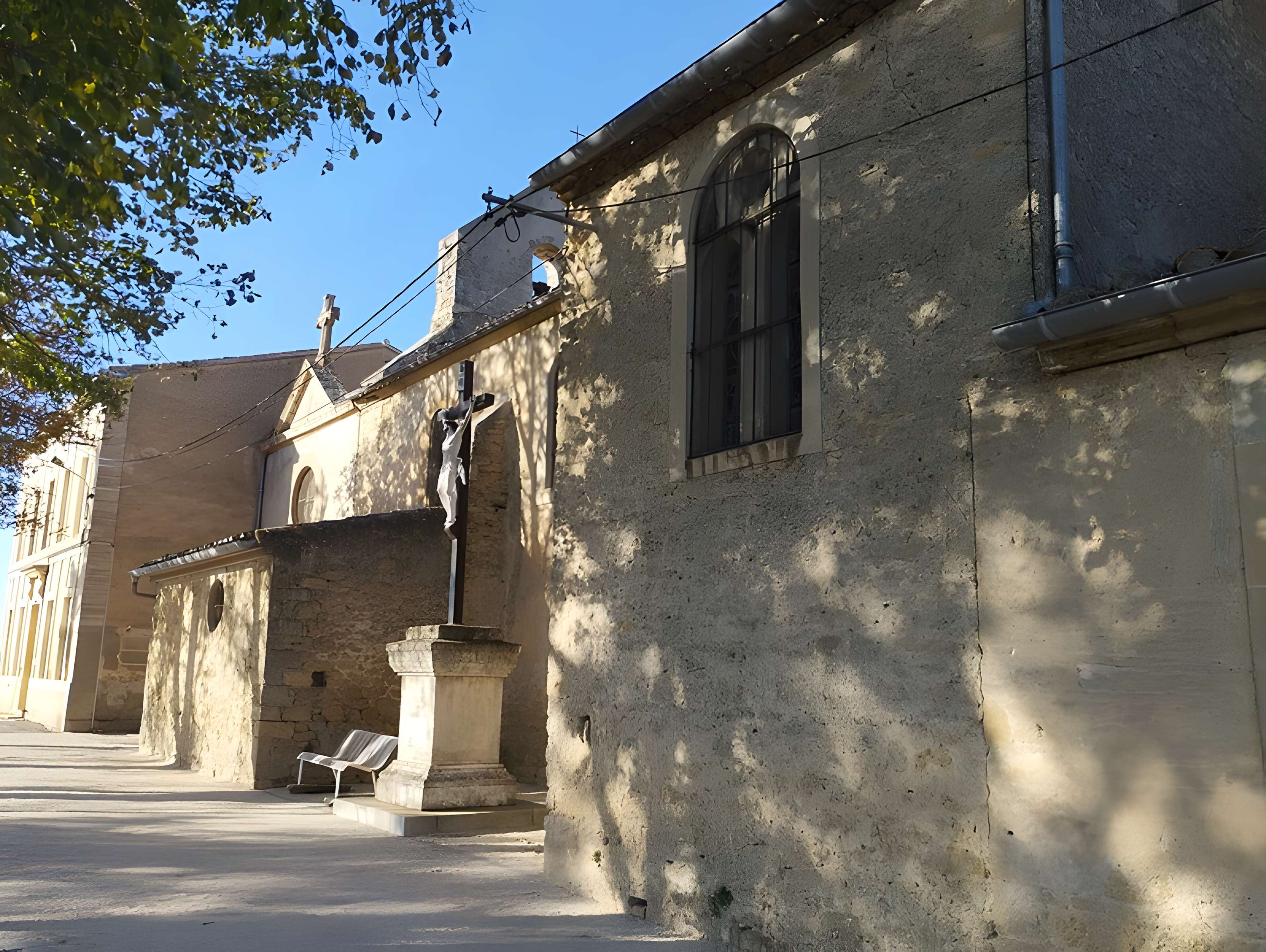 Église Saint-Pierre d'Alzonne de Montferrand