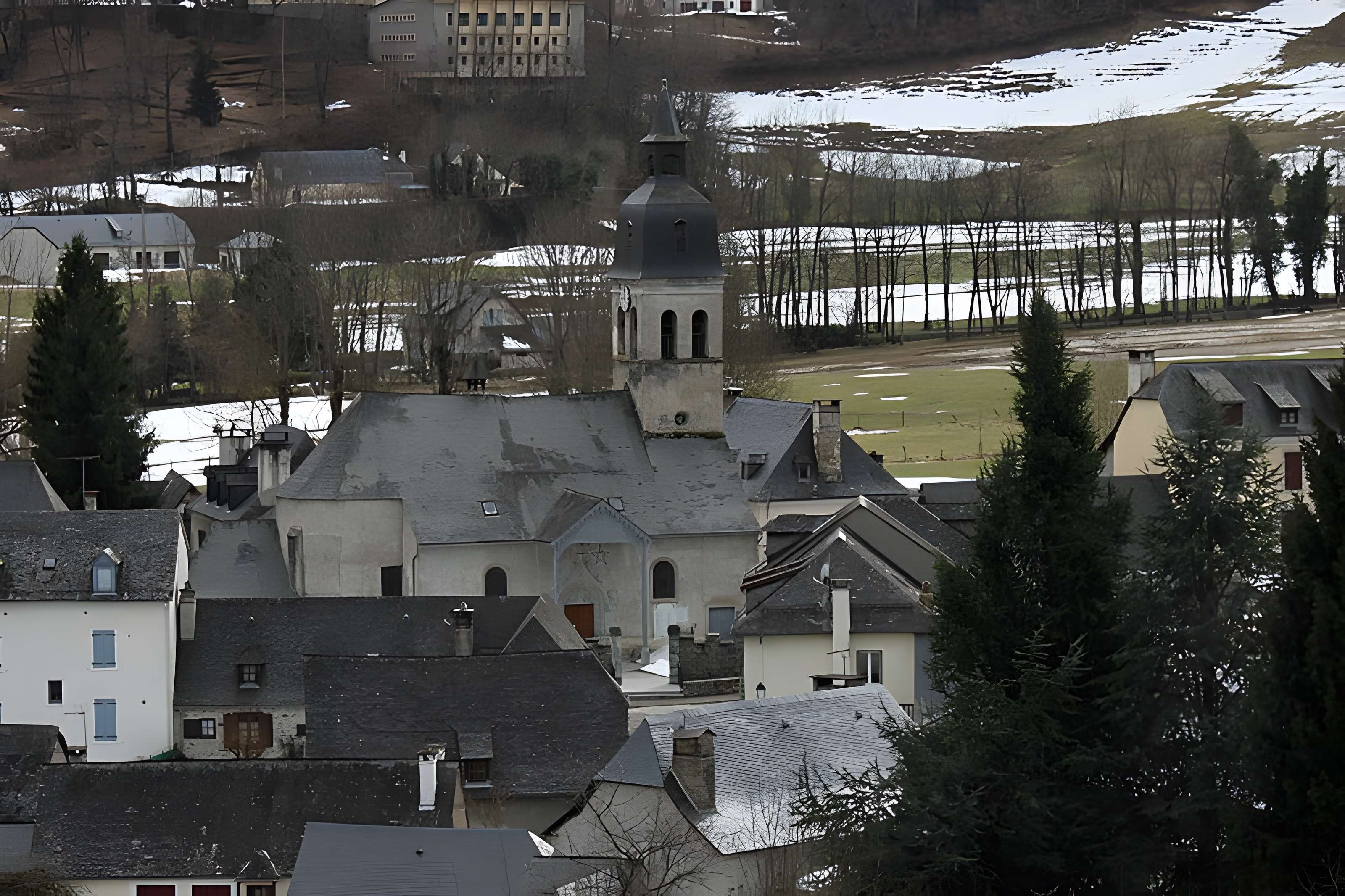 Église Saint-Pierre d'Arrens 