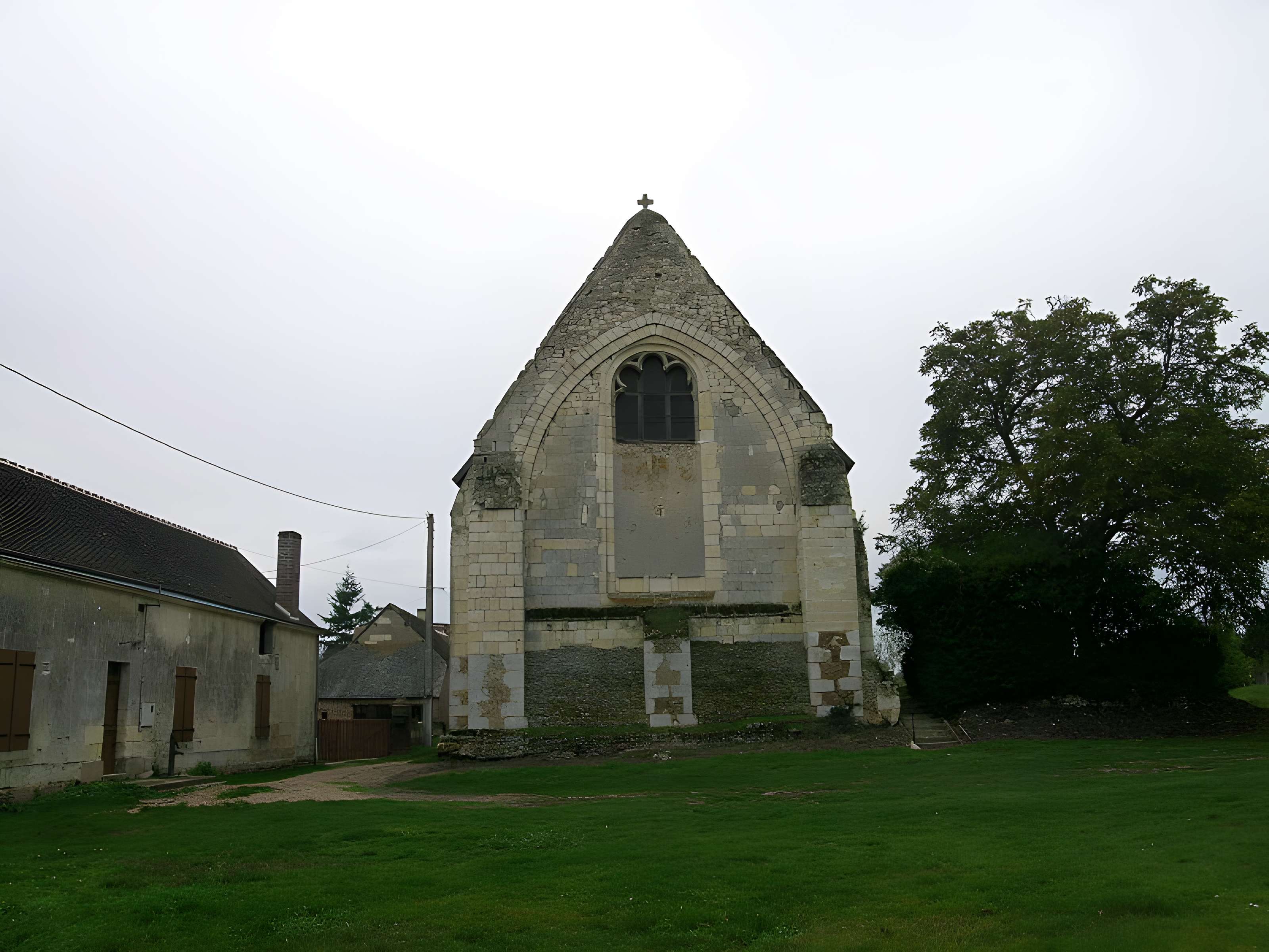 Église Saint-Pierre d'Artins