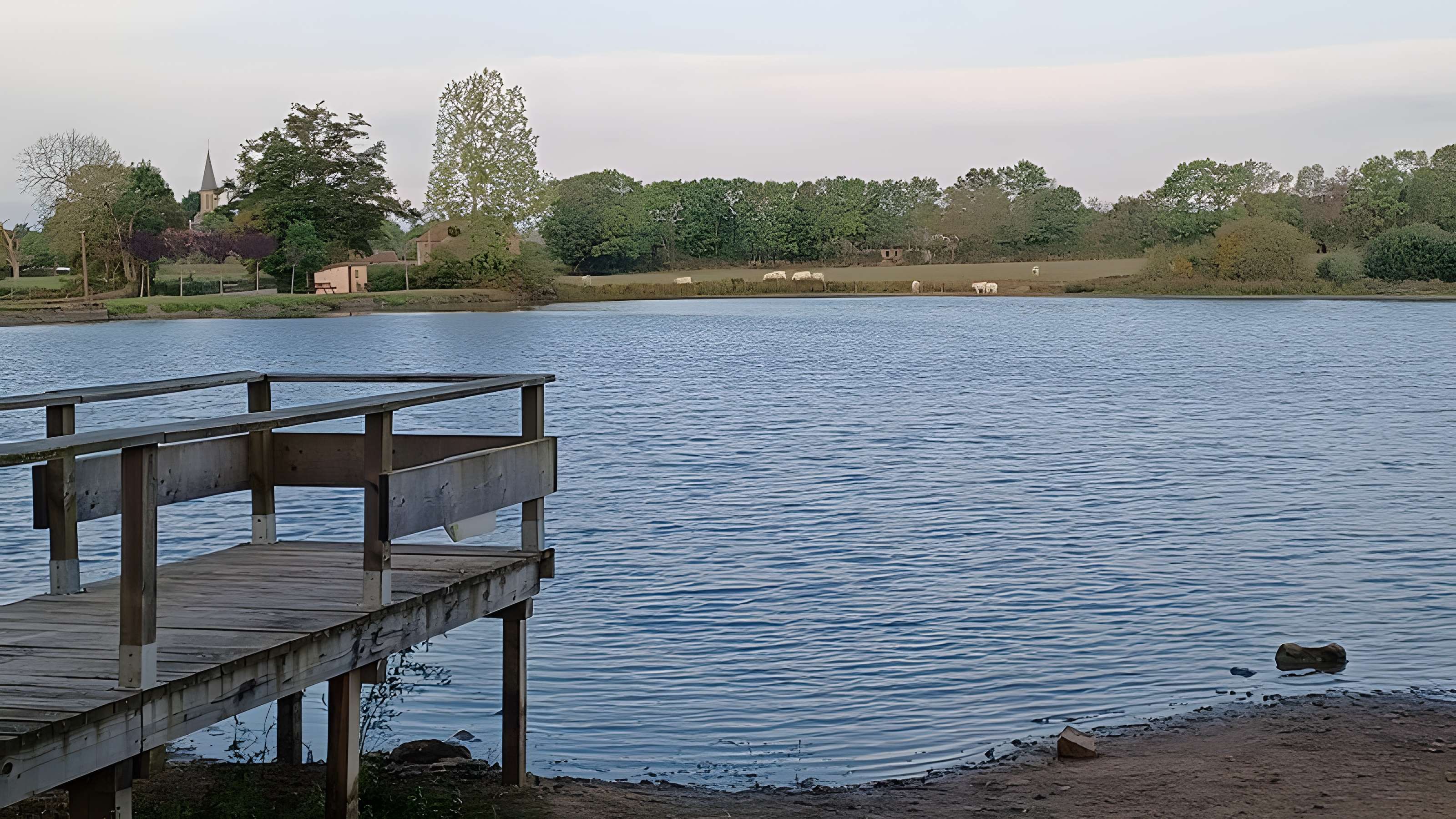 Église Saint-Pierre d'Auxy