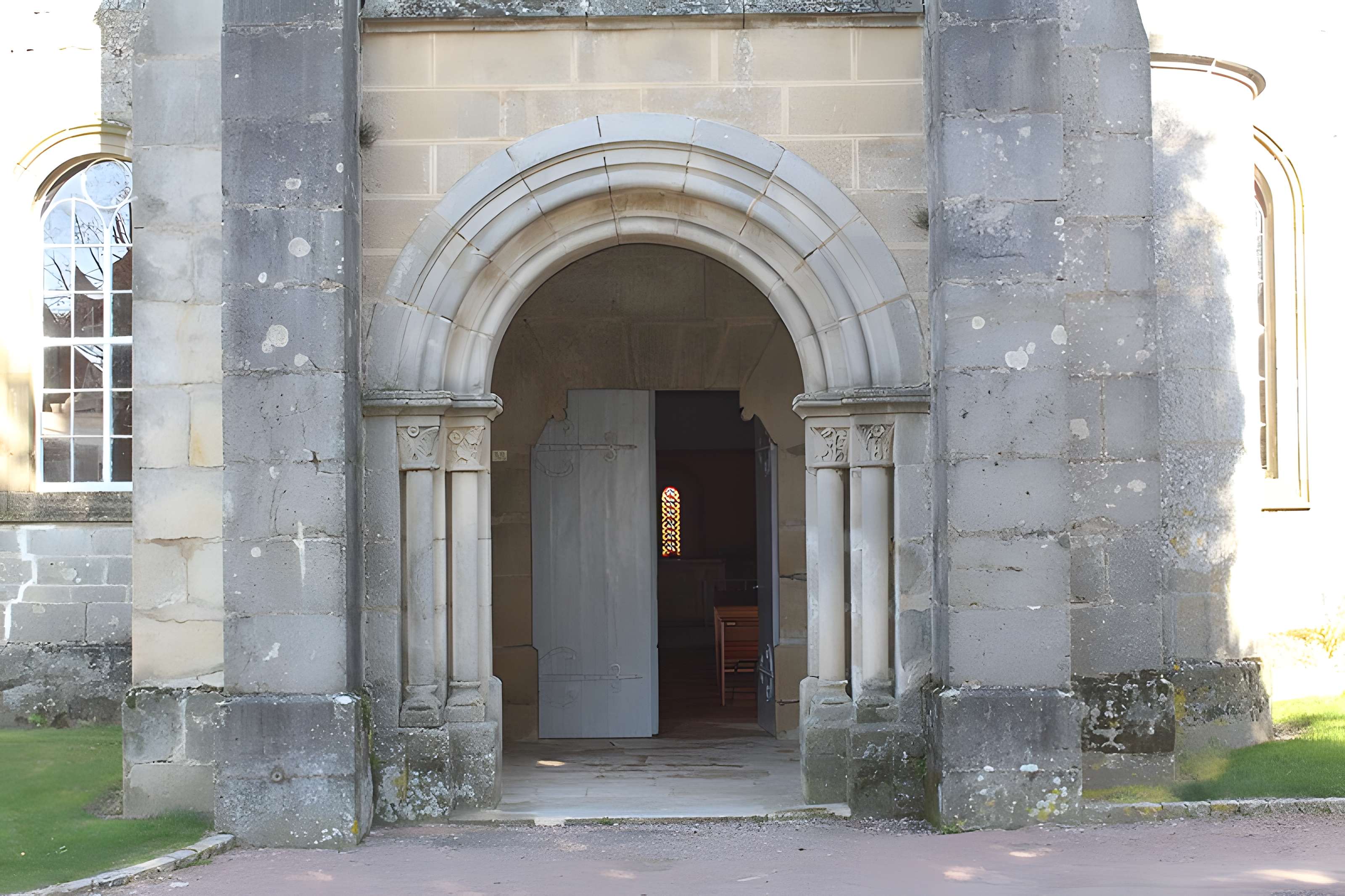 Église Saint-Pierre d'Auxy