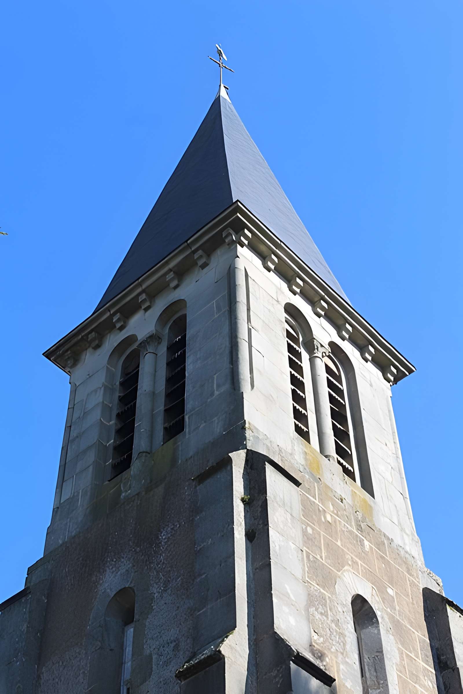 Église Saint-Pierre d'Auxy