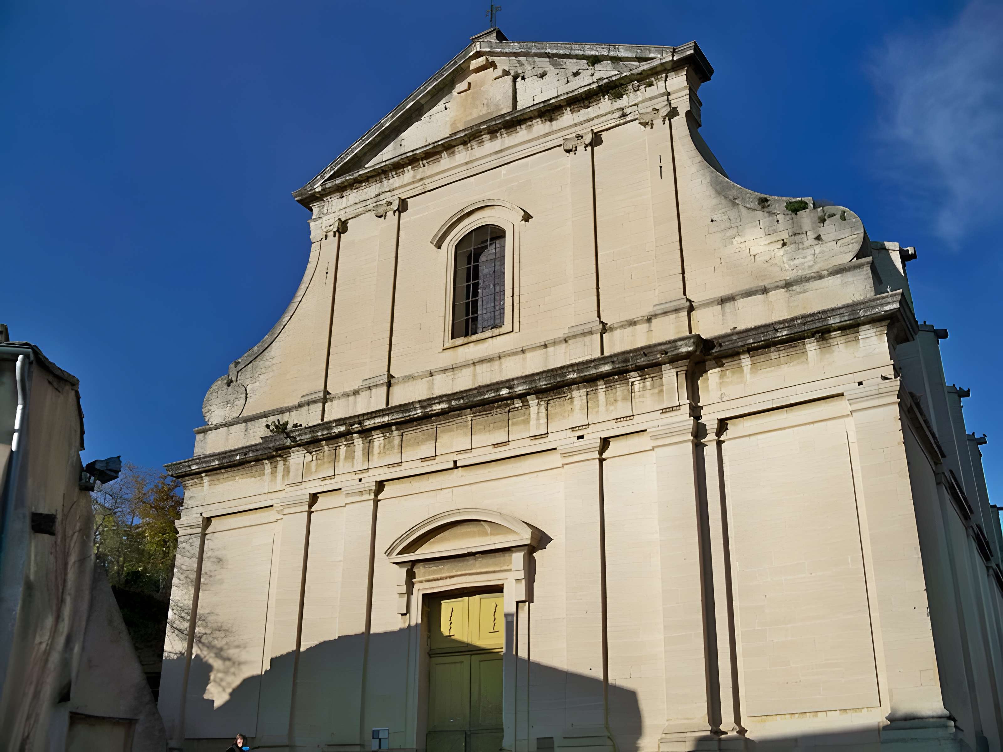 Église Saint-Pierre de Bédoin