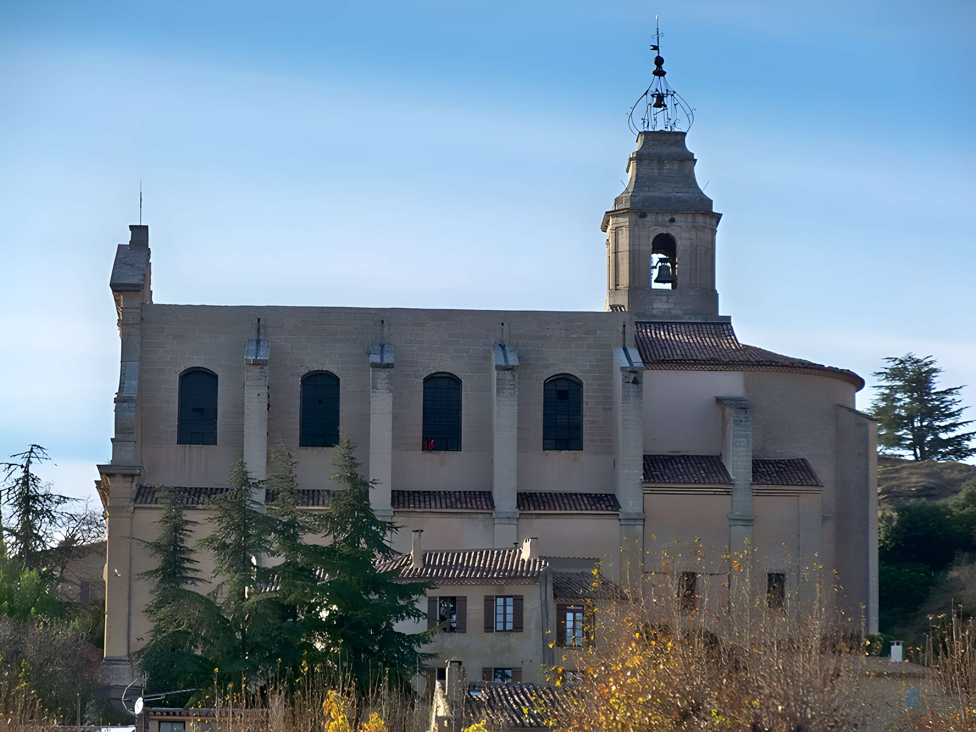 Église Saint-Pierre de Bédoin