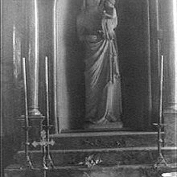 Photo de Église Saint-Pierre de Benoîtville