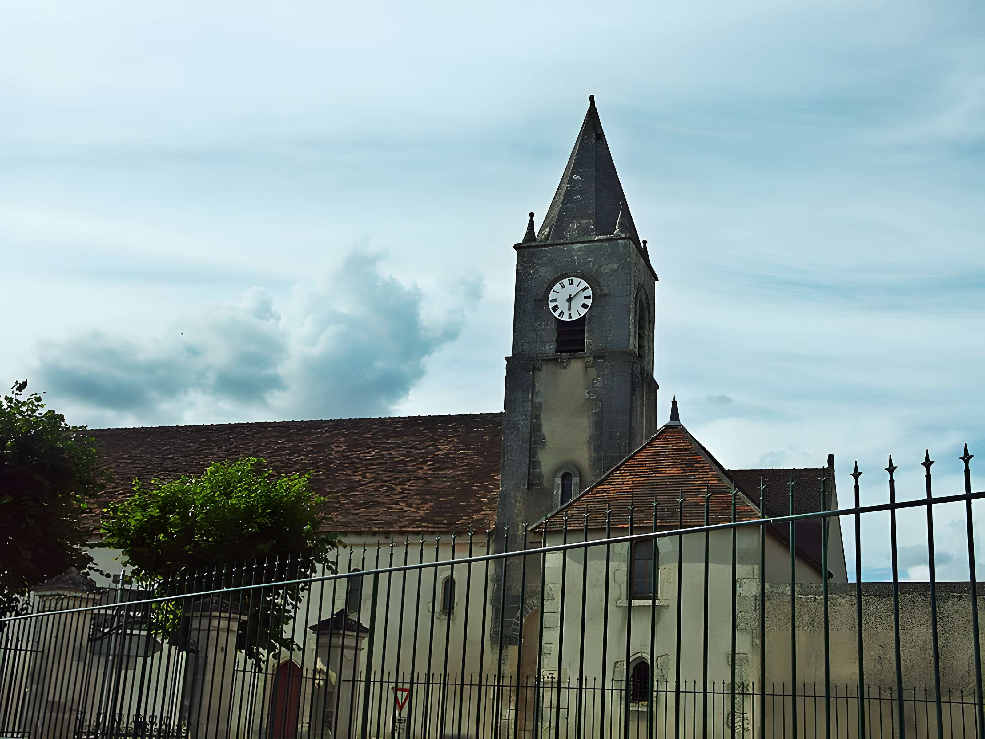 Église Saint-Pierre de Béthines
