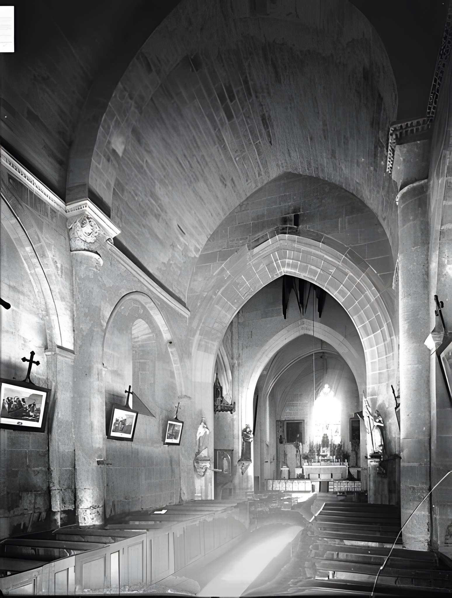 Église Saint-Pierre de Bois