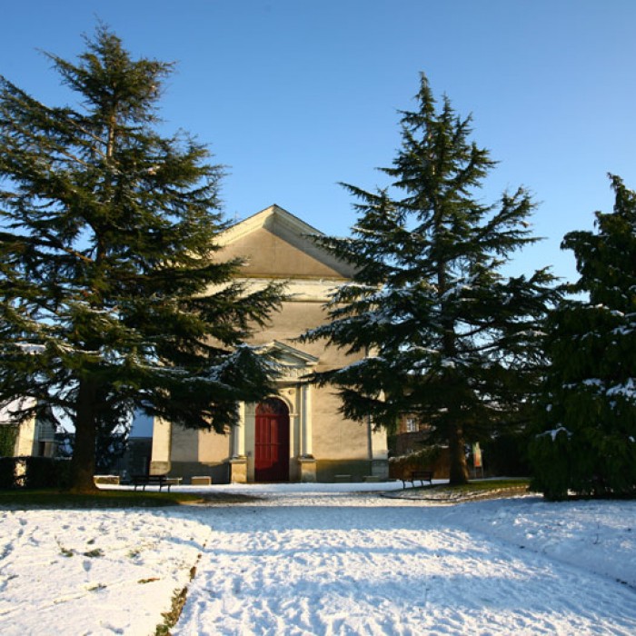 Photo de Église Saint-Pierre de Brain-sur-lAuthion