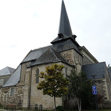 Église Saint-Pierre de Brain-sur-lAuthion