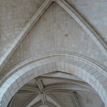 Église Saint-Pierre de Brain-sur-lAuthion