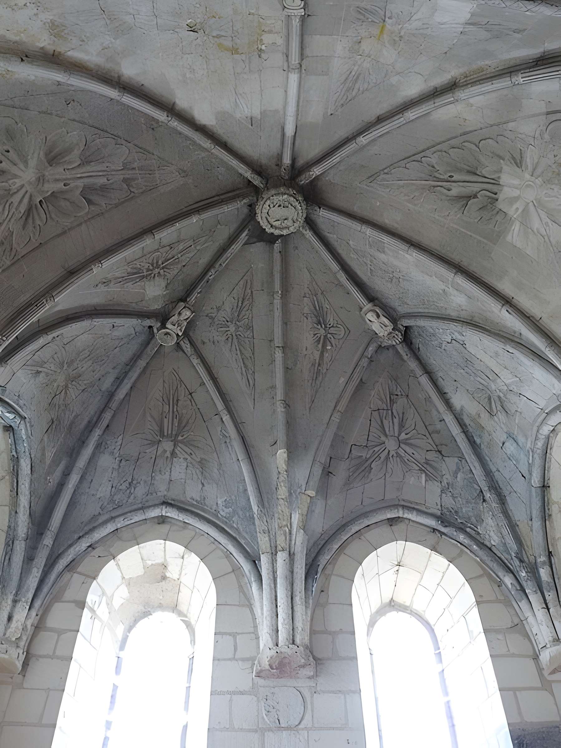 Église Saint-Pierre de Brain-sur-l'Authion