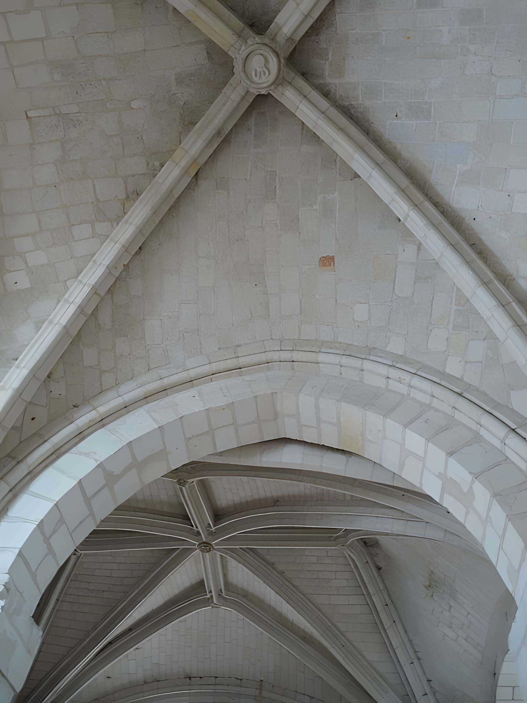 Église Saint-Pierre de Brain-sur-l'Authion