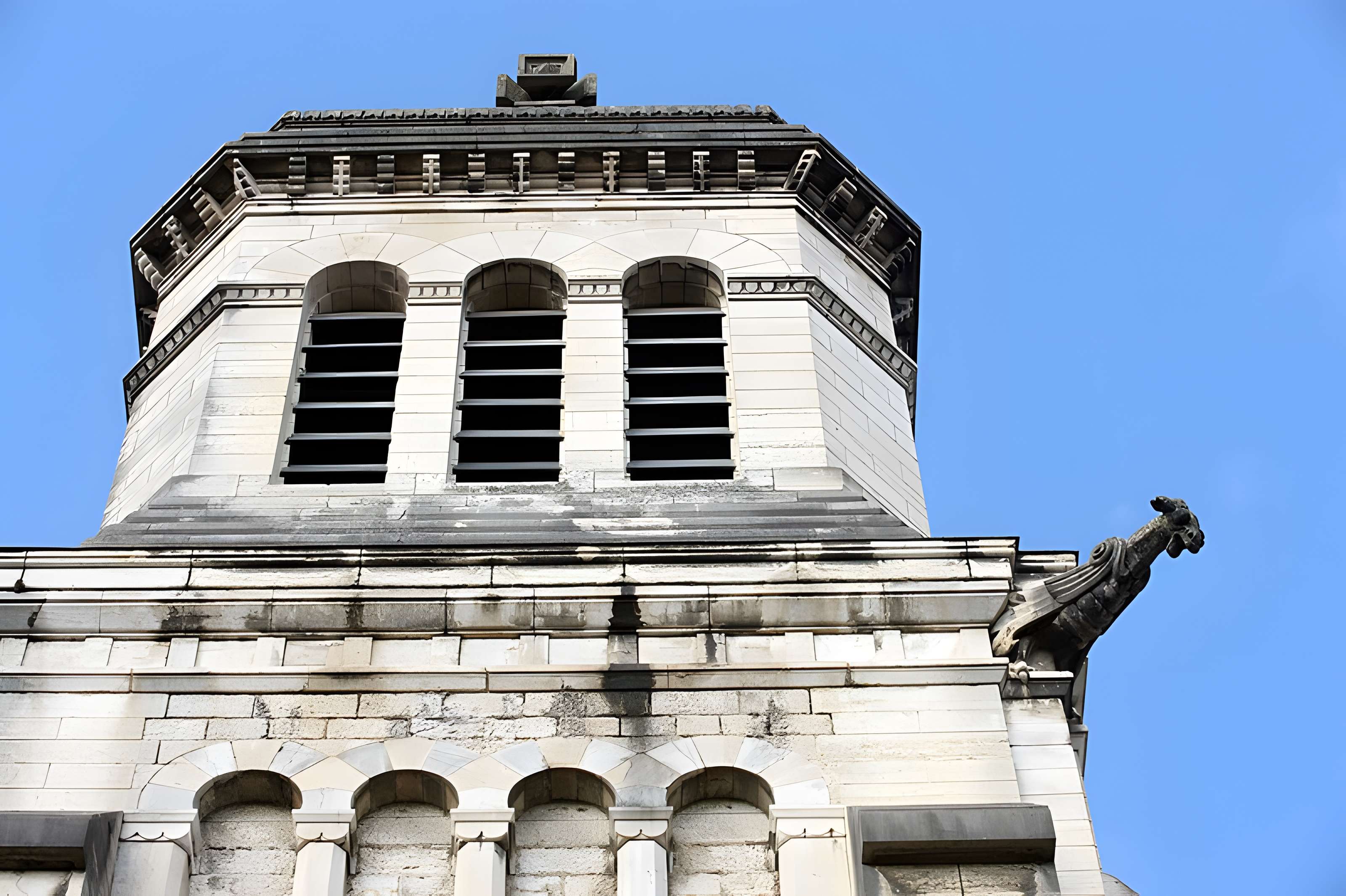Basilique Saint-Ferjeux de Besançon