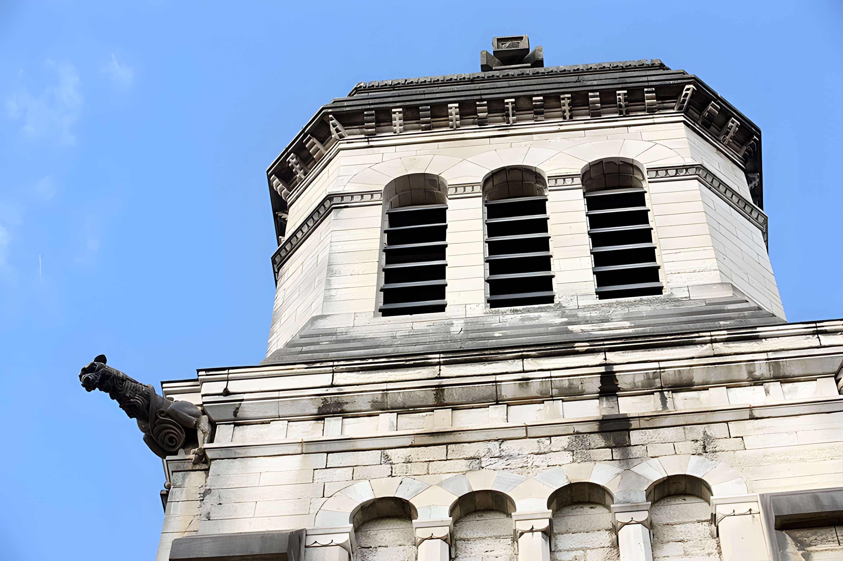 Basilique Saint-Ferjeux de Besançon