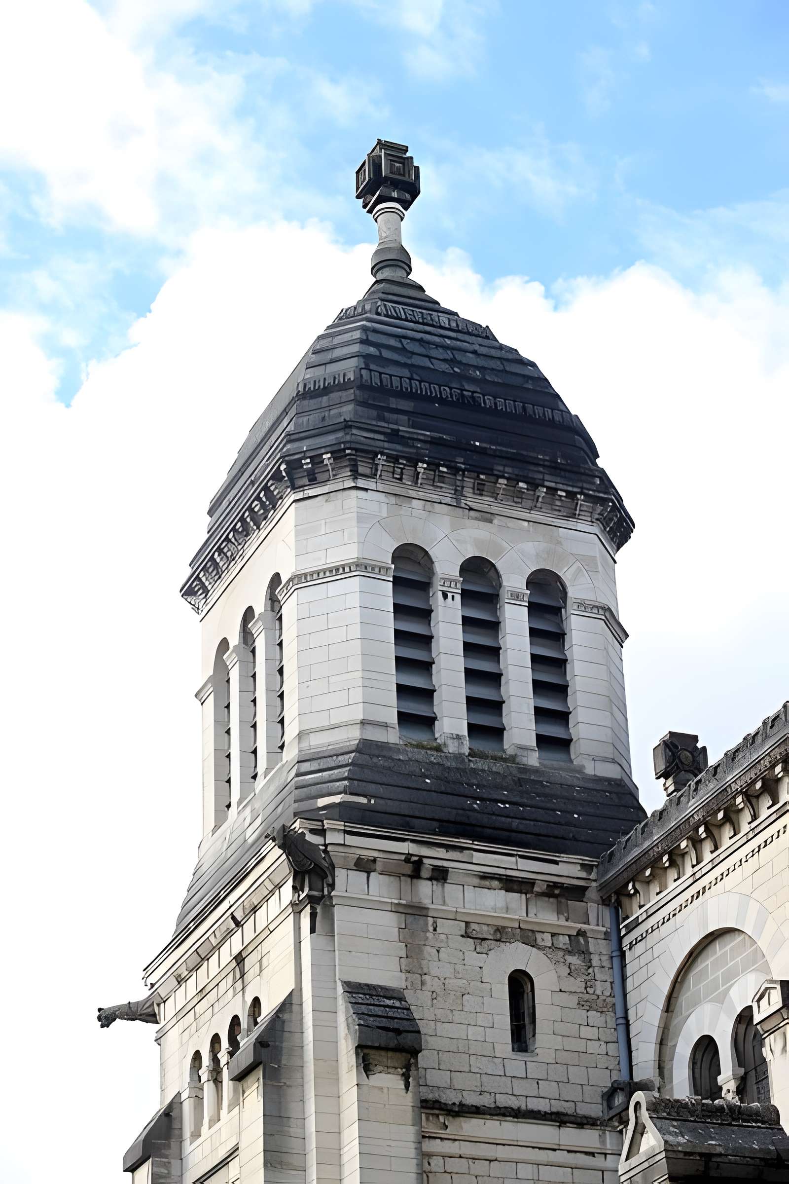 Basilique Saint-Ferjeux de Besançon