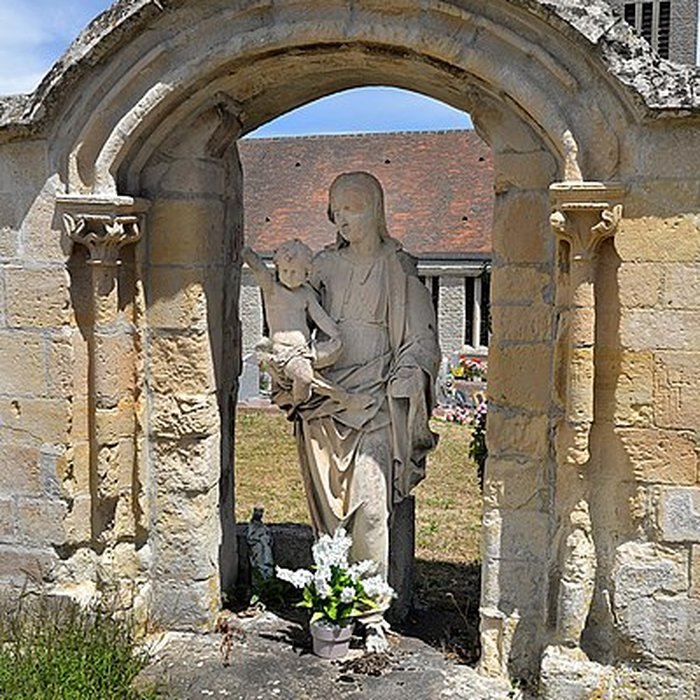 Photo de Église Saint-Pierre de Bréville-les-Monts