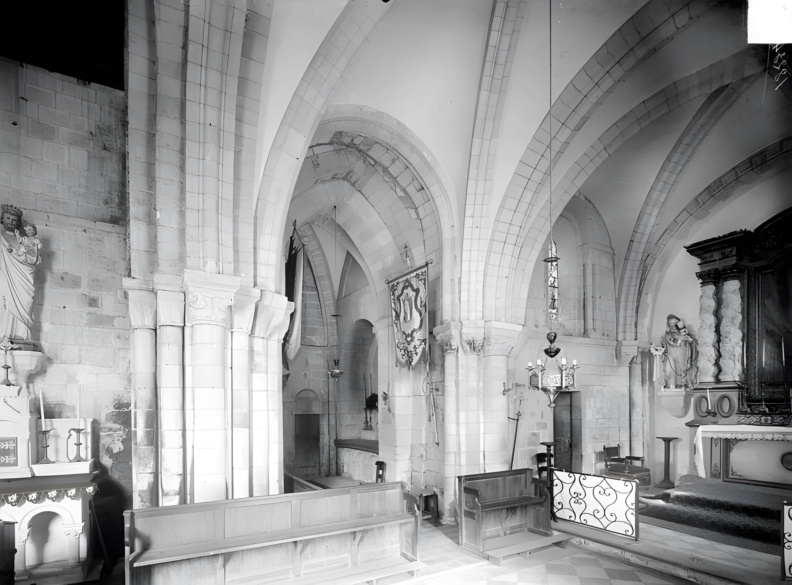 Église Saint-Pierre de Bréville-les-Monts