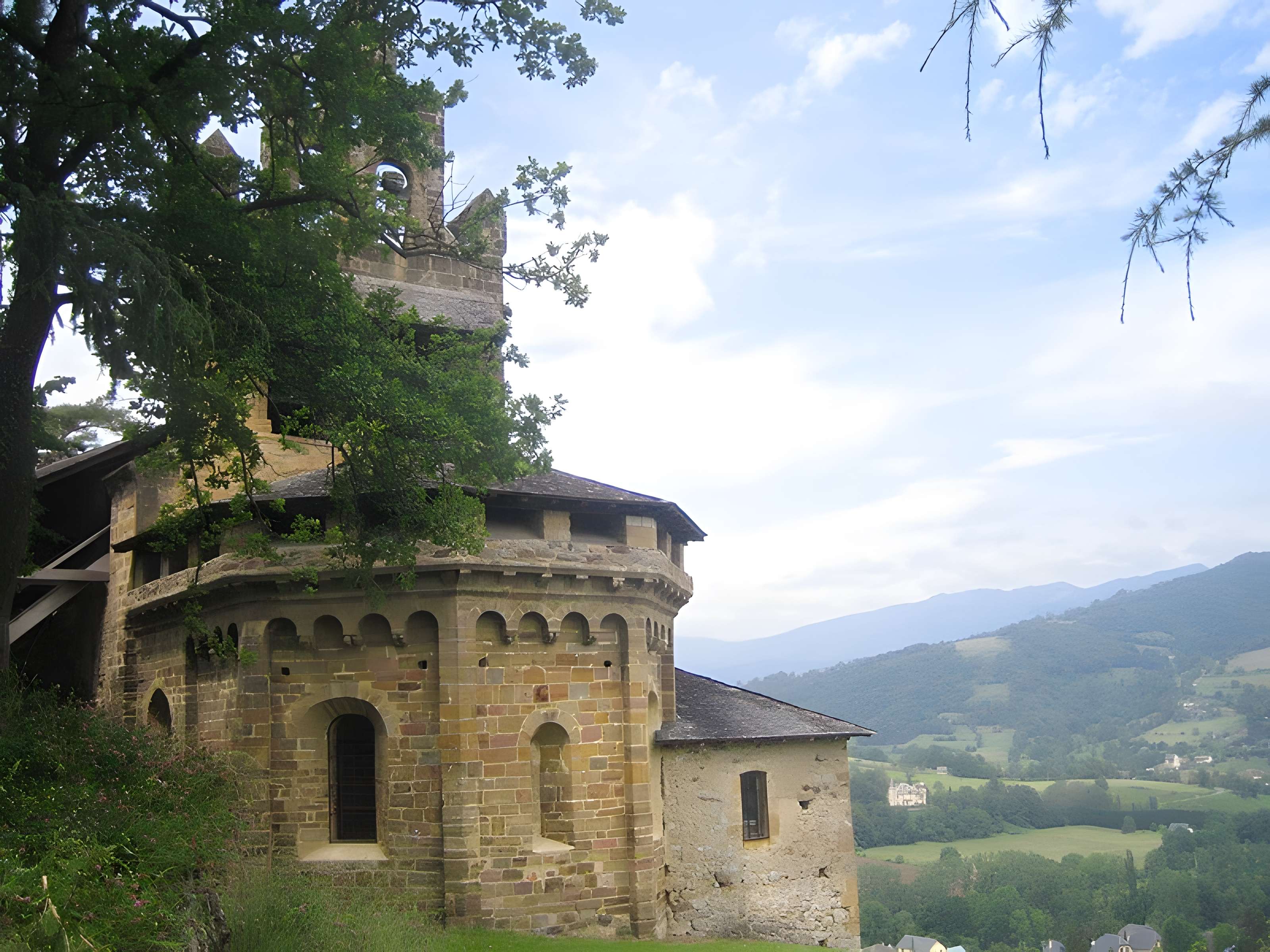 Église Saint-Pierre de Castillon-en-Couserans